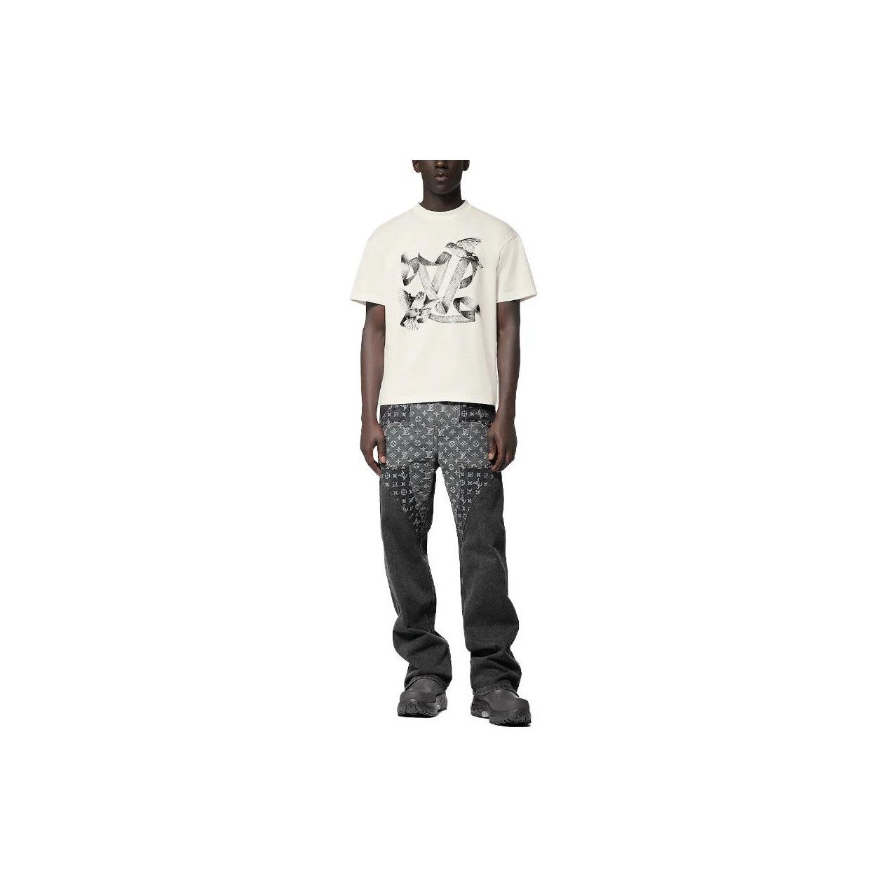 Louis Vuitton Louis Vuitton Bird Logo T-Shirt Size M Size US M / EU 48-50 / 2 - 12 Thumbnail