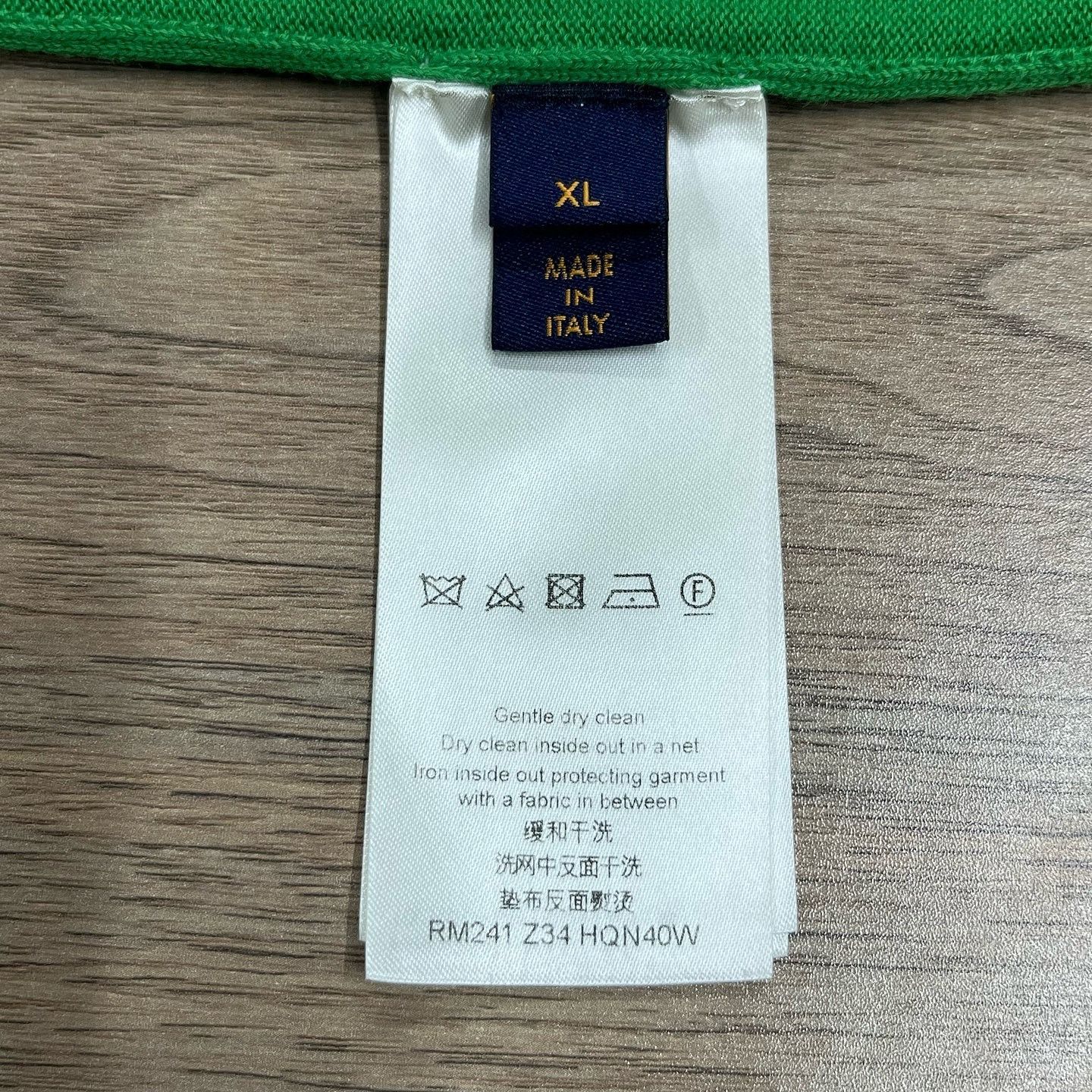 Louis Vuitton Louis Vuitton Monogram Sleeve T-Shirt Size XL Size US XL / EU 56 / 4 - 4 Thumbnail
