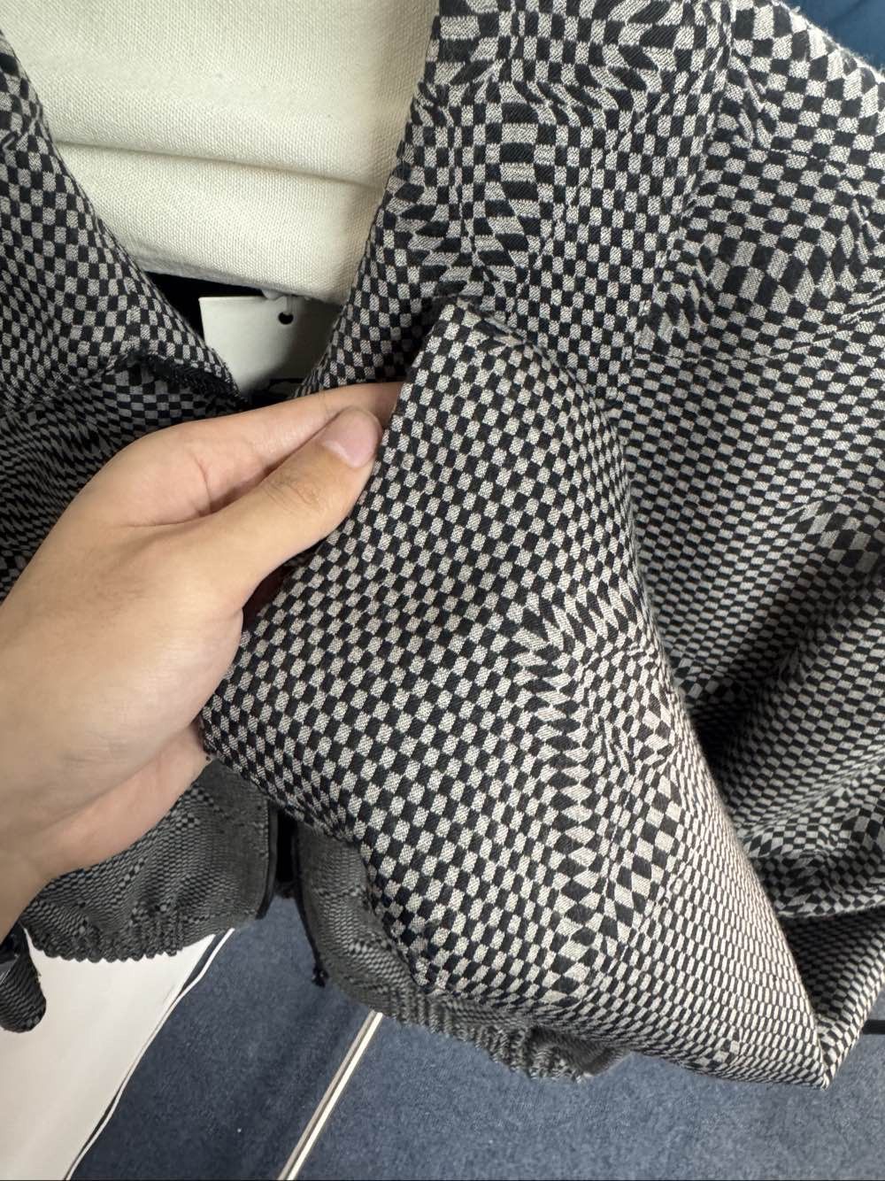 Louis Vuitton Louis Vuitton Checkered Pattern Jacket Size 52 Size US L / EU 52-54 / 3 - 10 Thumbnail