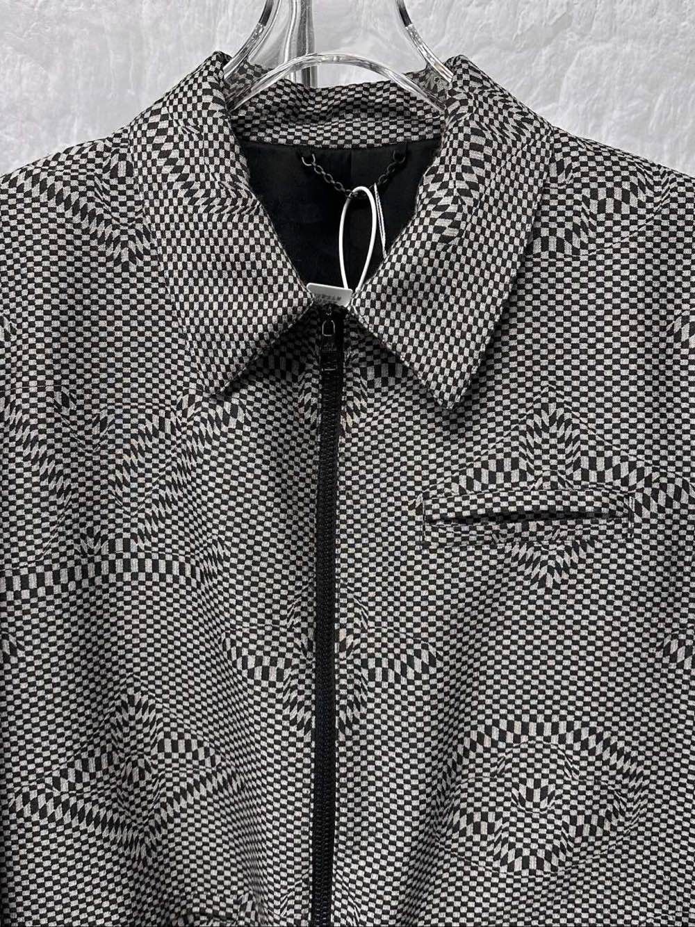 Louis Vuitton Louis Vuitton Checkered Pattern Jacket Size 52 Size US L / EU 52-54 / 3 - 8 Thumbnail