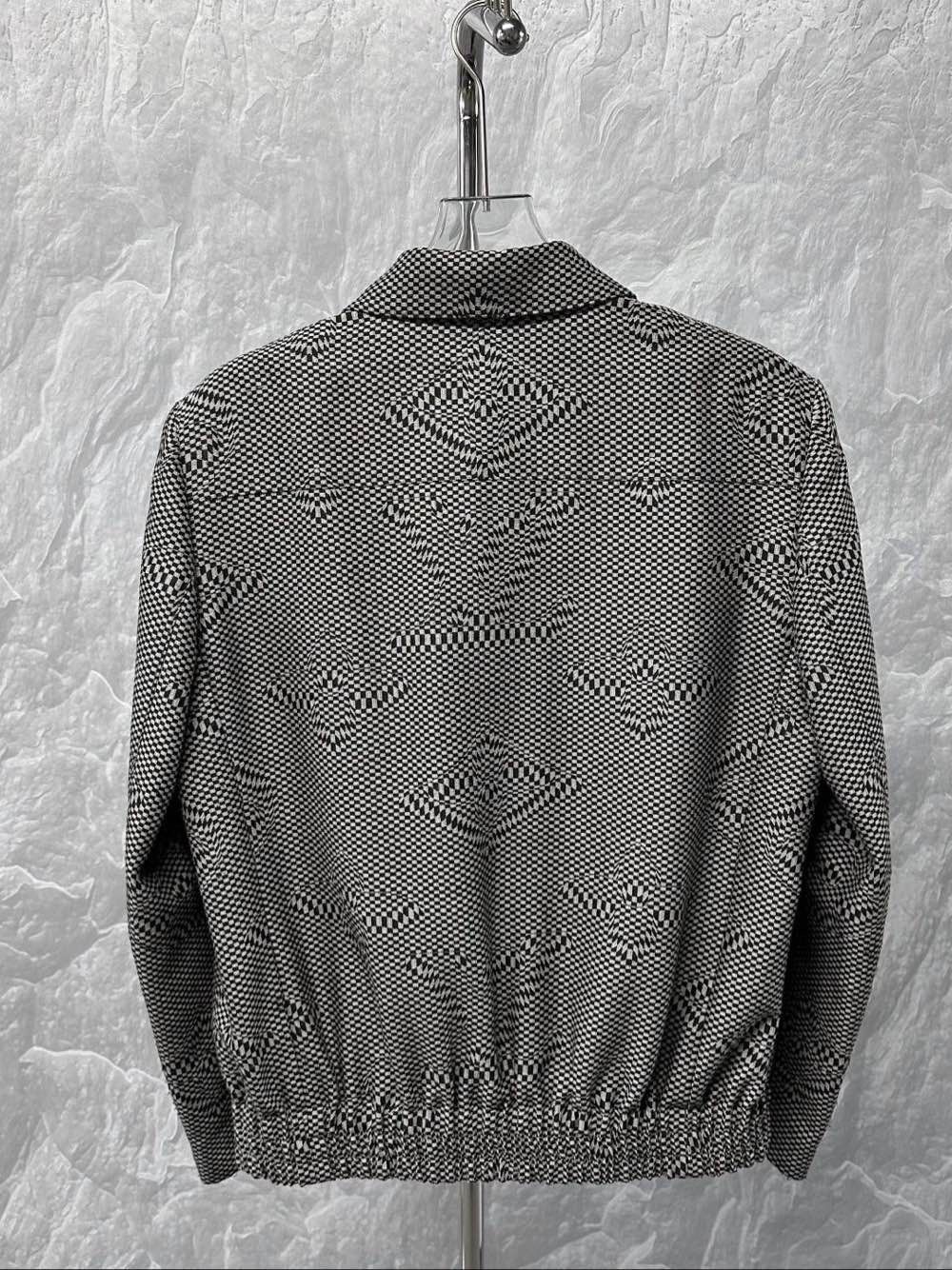 Louis Vuitton Louis Vuitton Checkered Pattern Jacket Size 52 Size US L / EU 52-54 / 3 - 2 Thumbnail