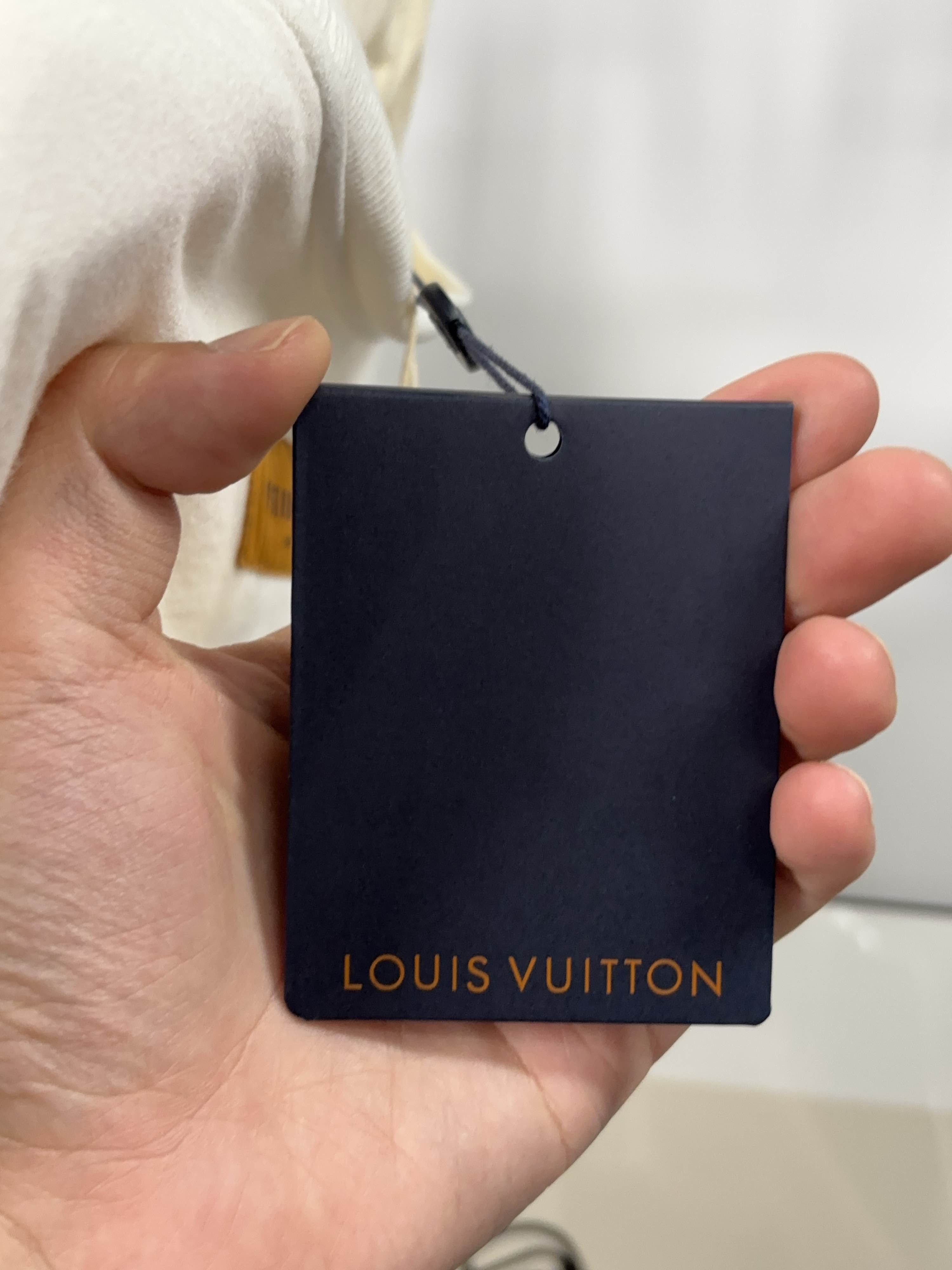 Louis Vuitton Louis Vuitton LV Spread Embroidery T-Shirt Size XXL Size US XXL / EU 58 / 5 - 5 Thumbnail