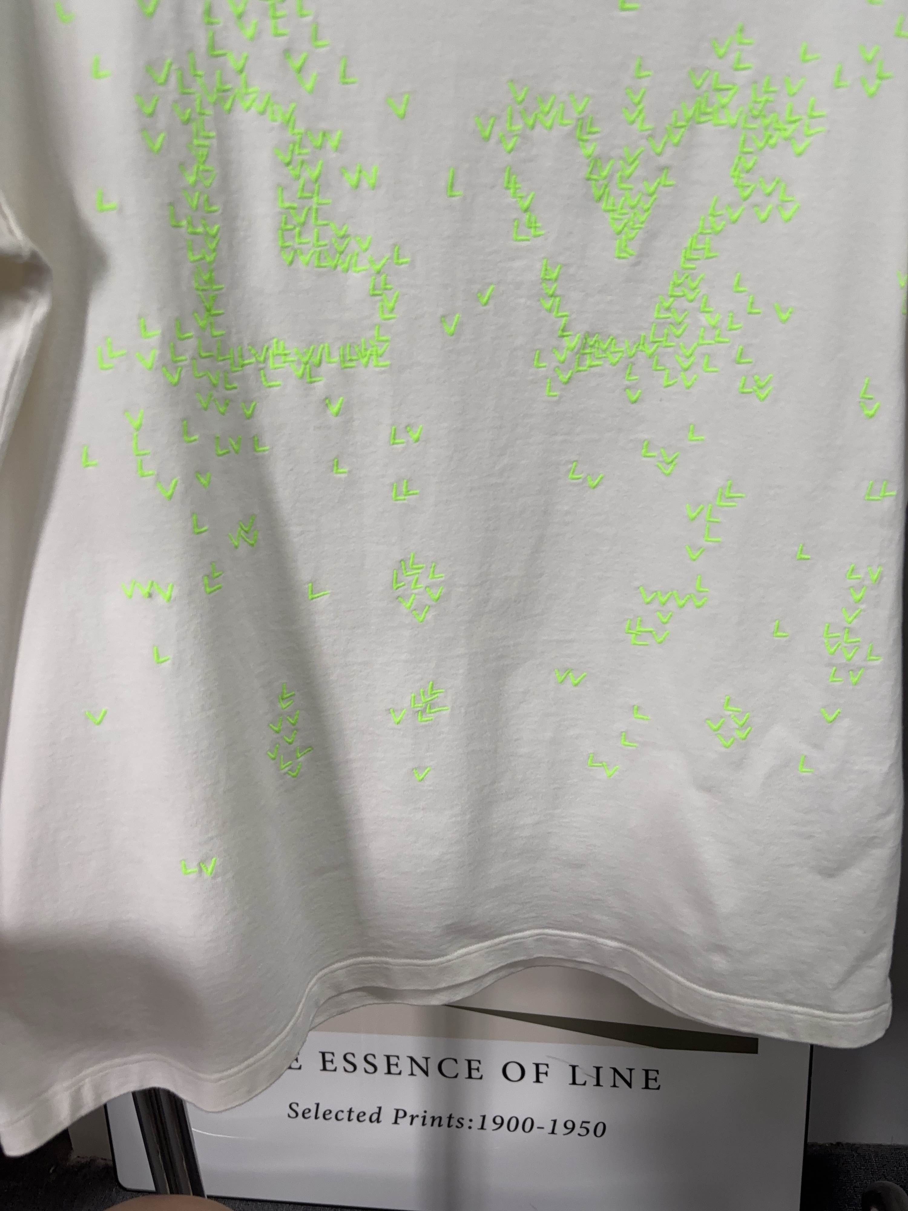 Louis Vuitton Louis Vuitton LV Spread Embroidery T-Shirt Size XXL Size US XXL / EU 58 / 5 - 8 Thumbnail