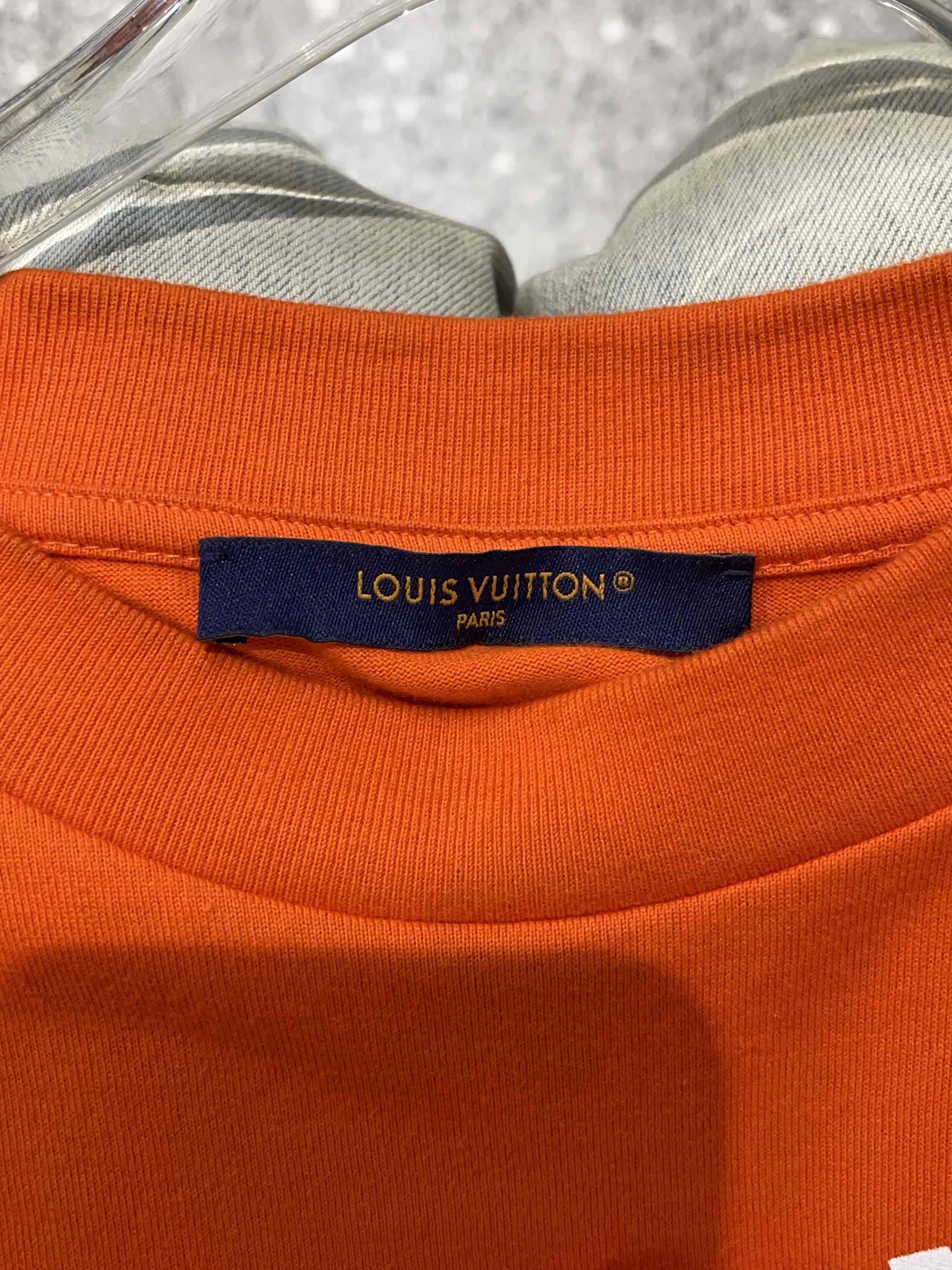 Louis Vuitton Louis Vuitton Logo Print T-Shirt Size XL Size US XL / EU 56 / 4 - 3 Thumbnail
