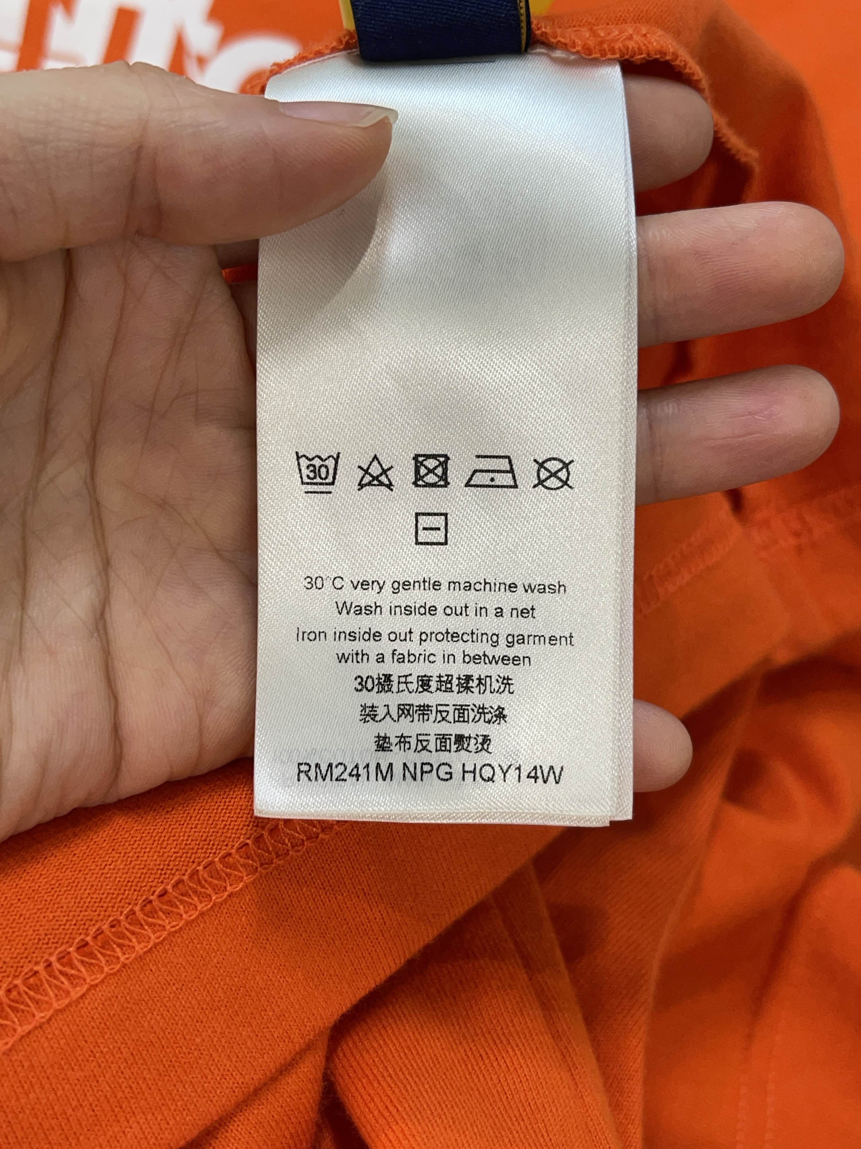 Louis Vuitton Louis Vuitton Logo Print T-Shirt Size XL Size US XL / EU 56 / 4 - 4 Thumbnail