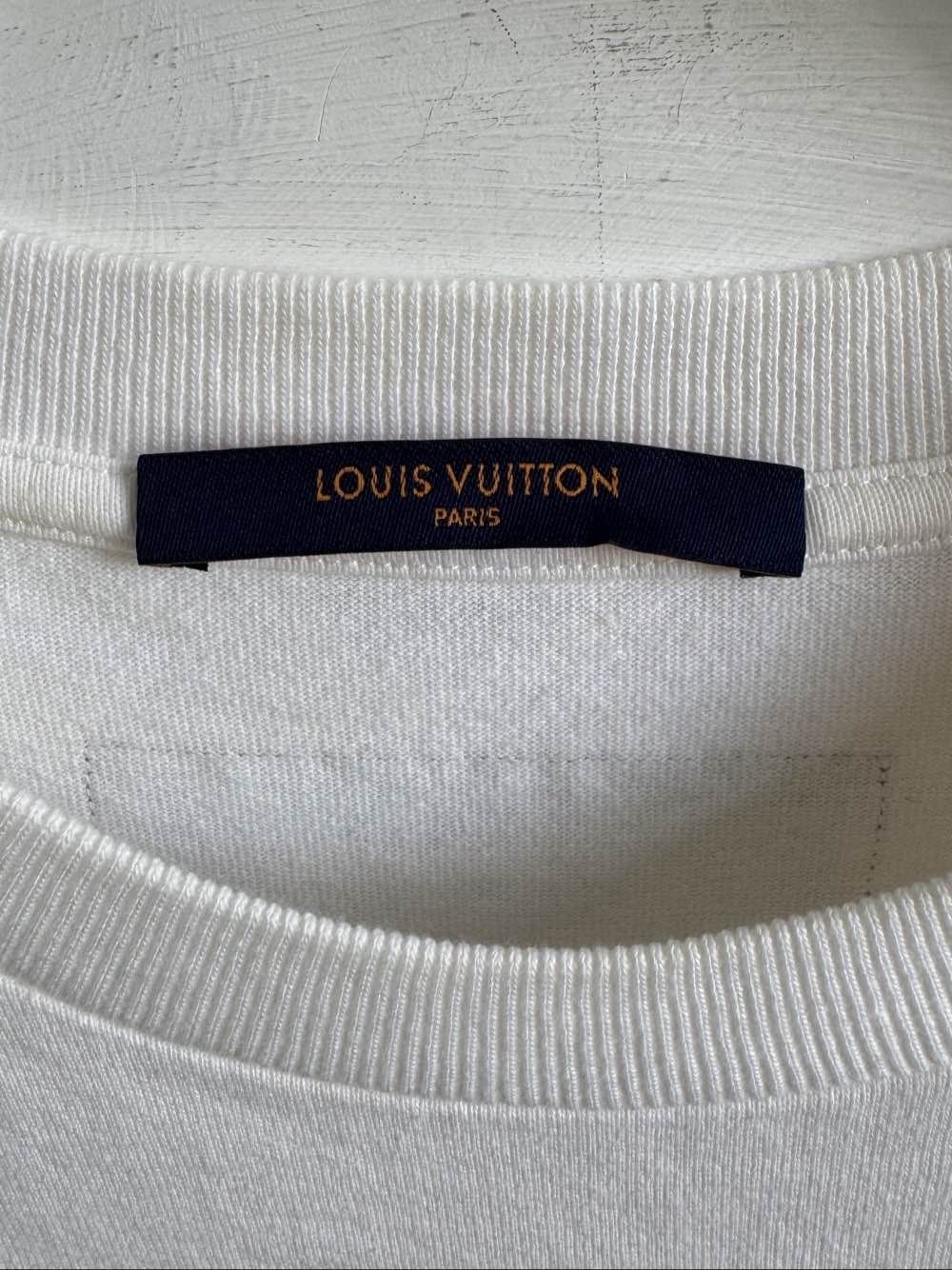 Louis Vuitton Louis Vuitton Floral Graphic T-Shirt White Size M Size US M / EU 48-50 / 2 - 3 Thumbnail