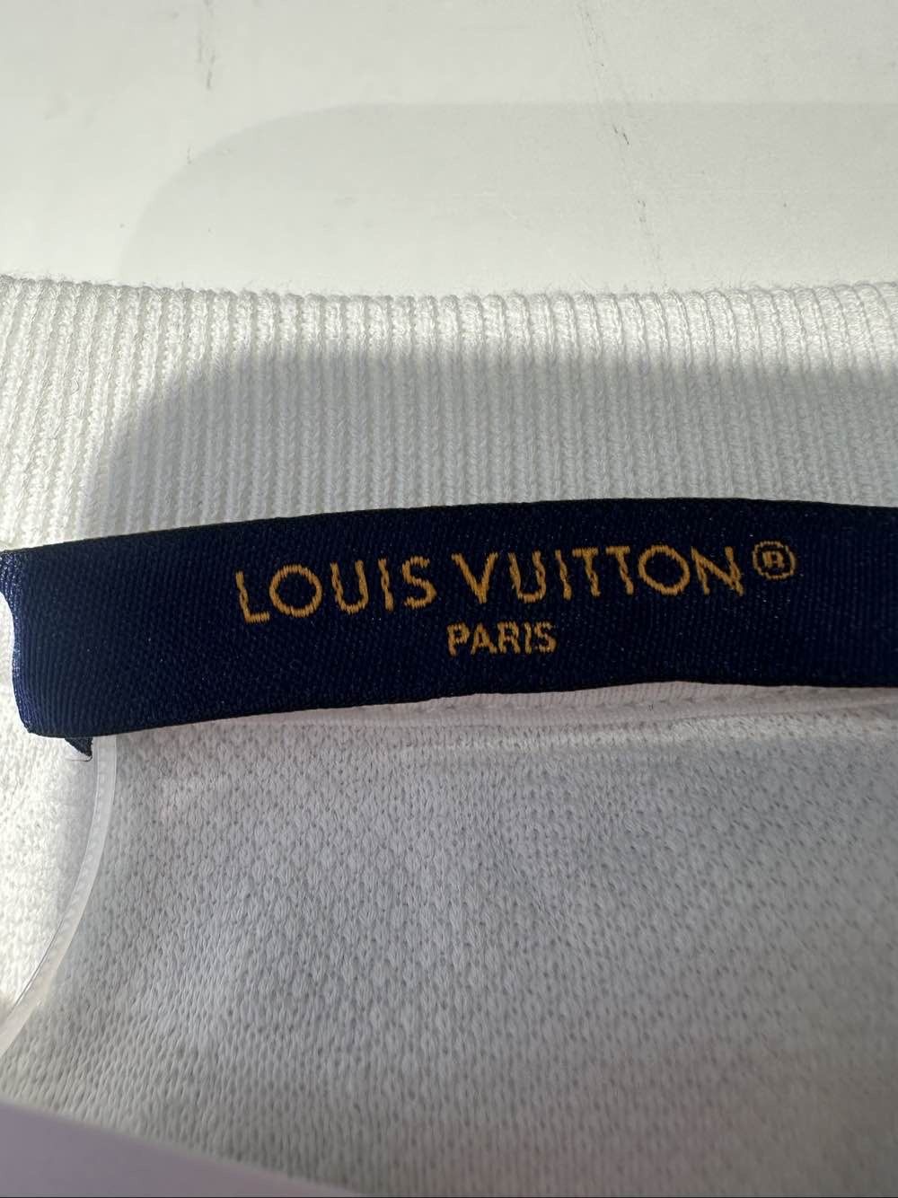 Louis Vuitton Louis Vuitton Monogram Pocket T-Shirt Size XL Size US XL / EU 56 / 4 - 3 Thumbnail