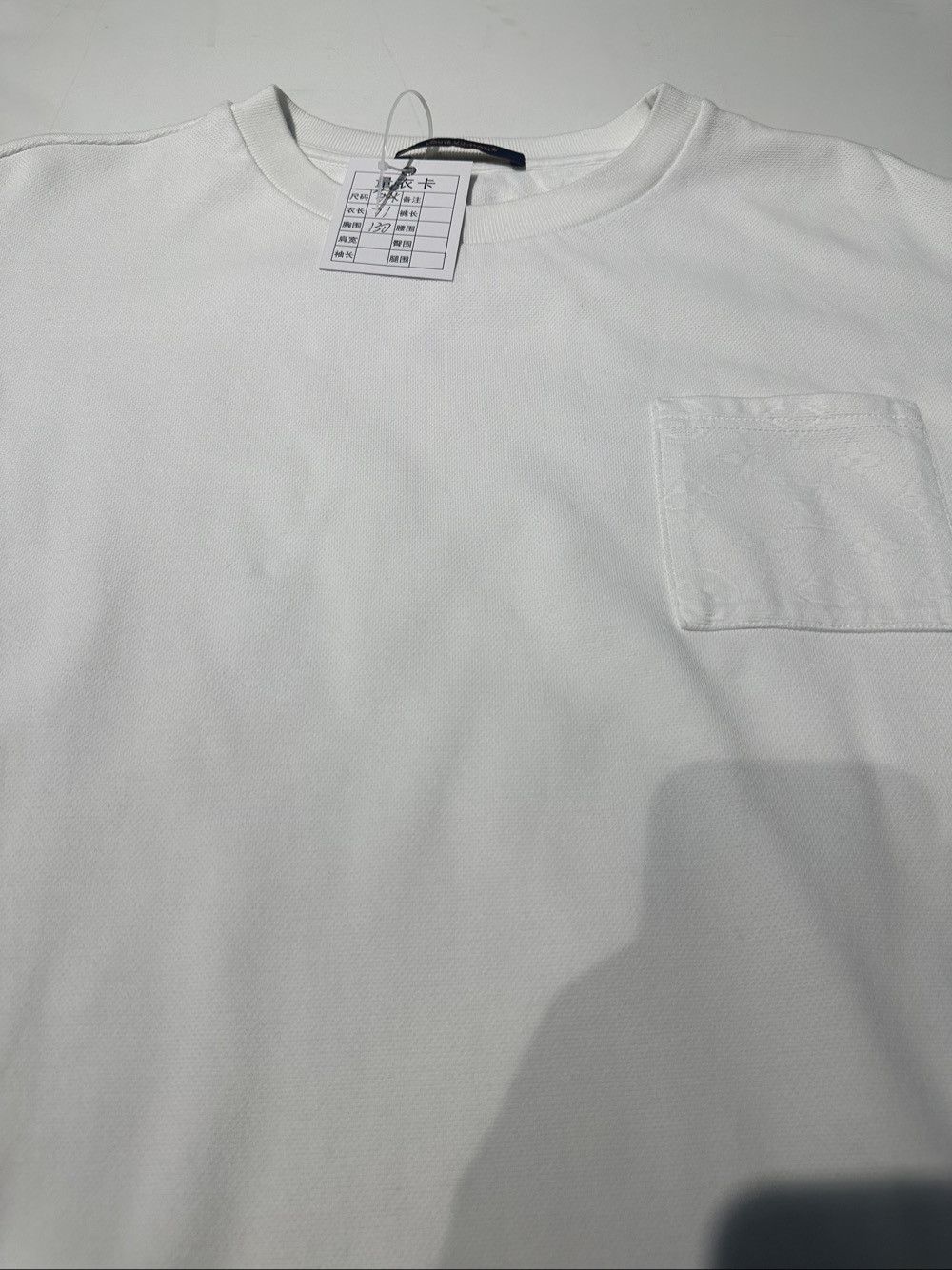Louis Vuitton Louis Vuitton Monogram Pocket T-Shirt Size XL Size US XL / EU 56 / 4 - 5 Thumbnail