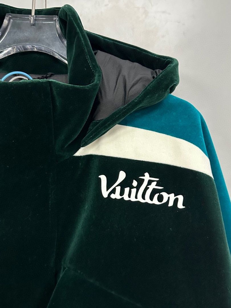 Louis Vuitton Louis Vuitton Velvet Hooded Jacket Size M Size US M / EU 48-50 / 2 - 9 Thumbnail