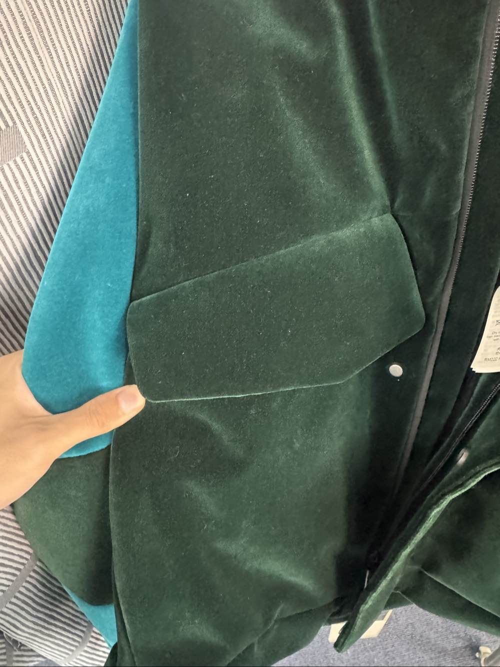 Louis Vuitton Louis Vuitton Velvet Hooded Jacket Size M Size US M / EU 48-50 / 2 - 11 Thumbnail