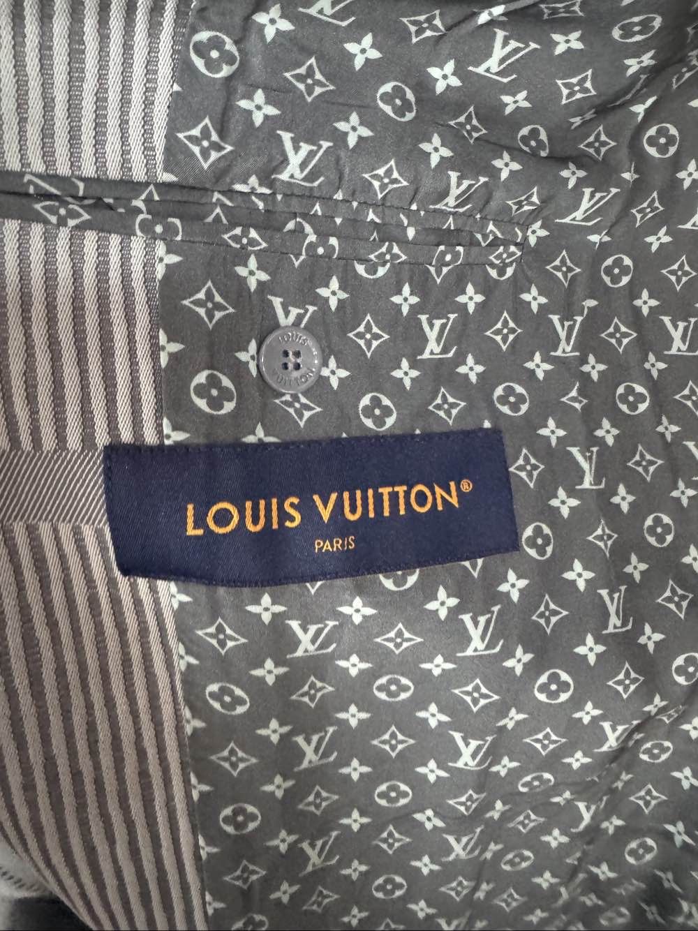 Louis Vuitton Louis Vuitton Striped Wool Blazer Size 50 Size 40R - 3 Thumbnail