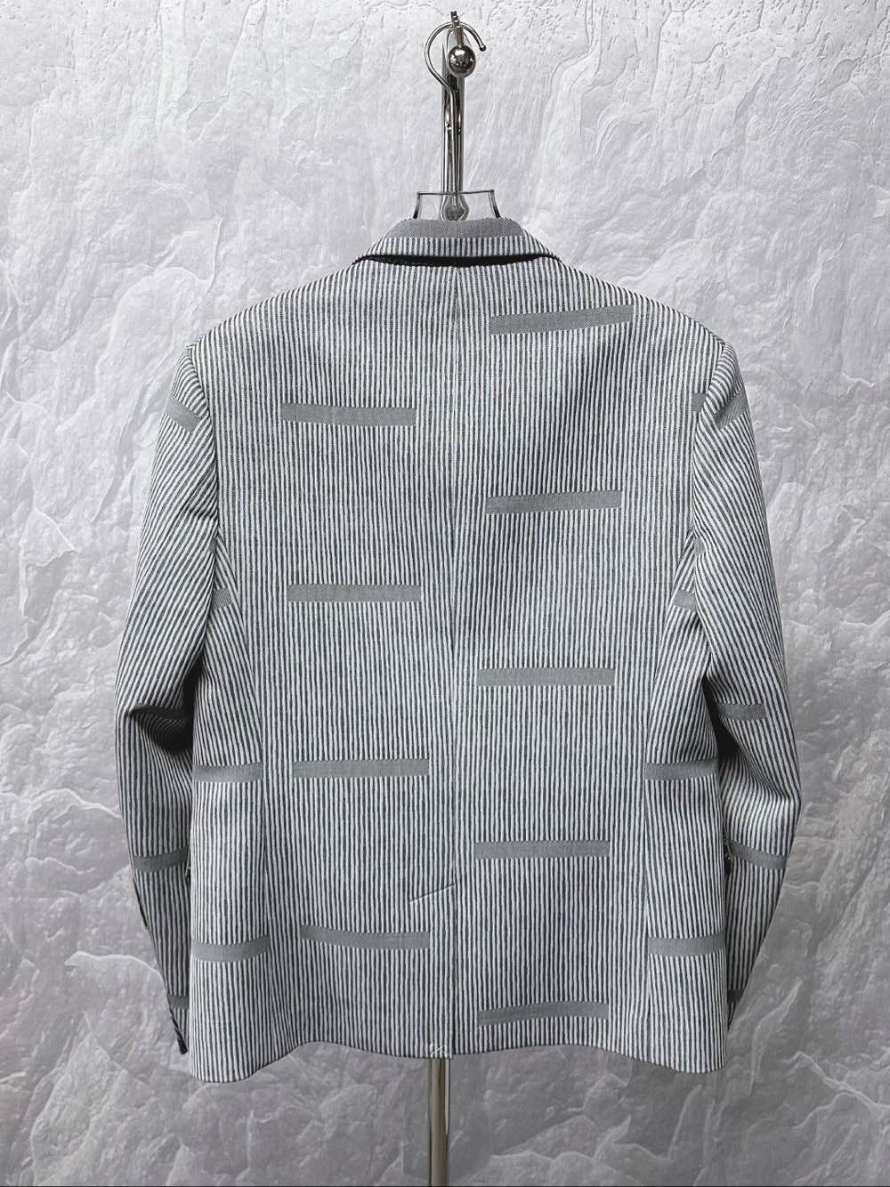 Louis Vuitton Louis Vuitton Striped Wool Blazer Size 50 Size 40R - 2 Thumbnail