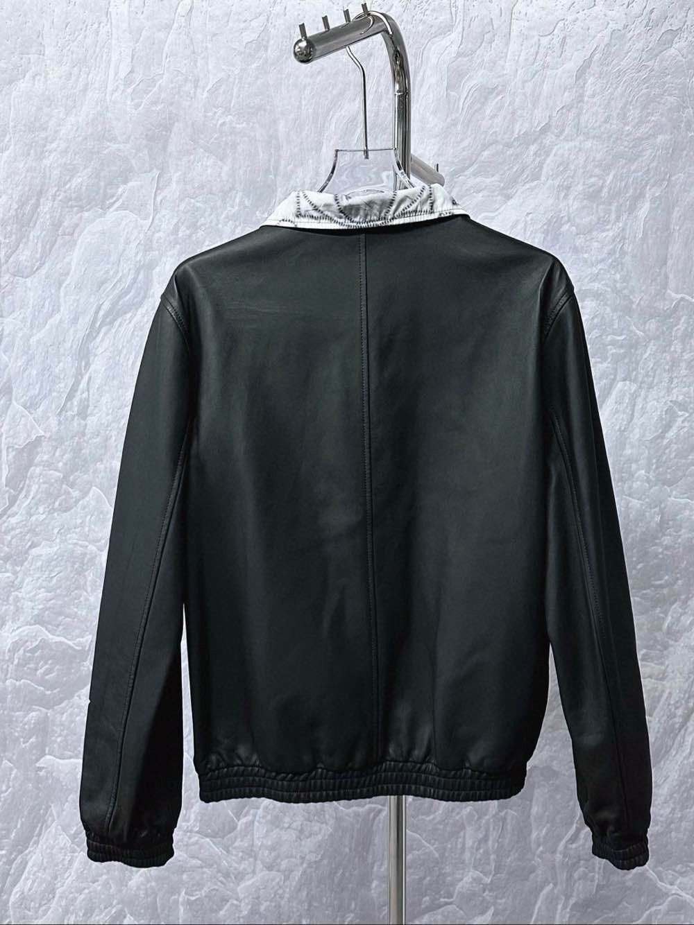 Louis Vuitton Louis Vuitton Reversible Leather Jacket Size 54 Size US L / EU 52-54 / 3 - 10 Thumbnail