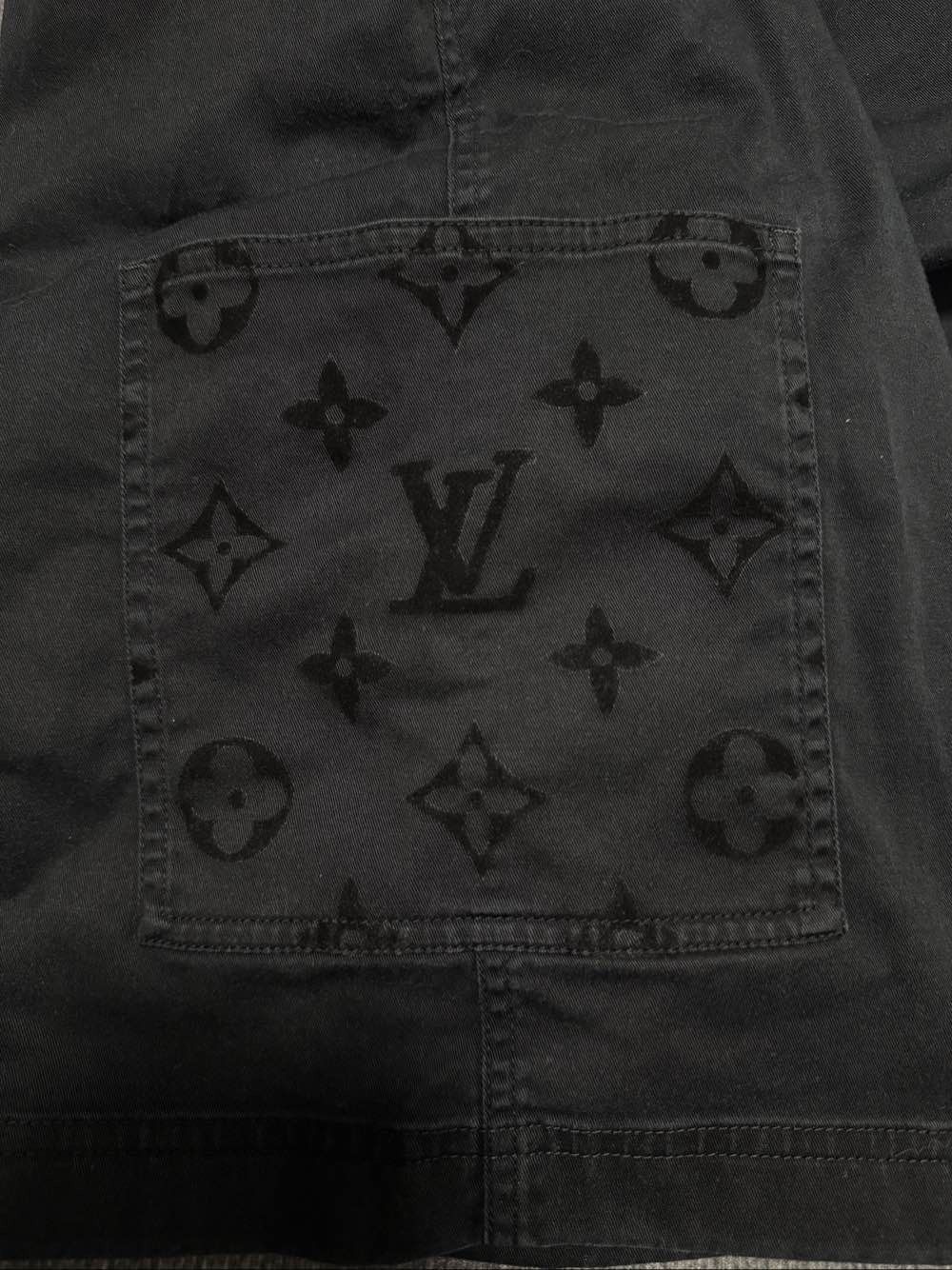 Louis Vuitton Louis Vuitton Monogram Pocket Shorts Size 32 Size US 32 / EU 48 - 5 Thumbnail