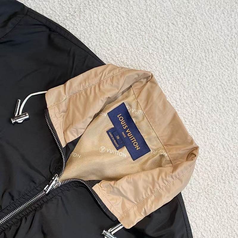Louis Vuitton Louis Vuitton Logo Print Nylon Jacket Size 38 Size S / US 4 / IT 40 - 3 Thumbnail