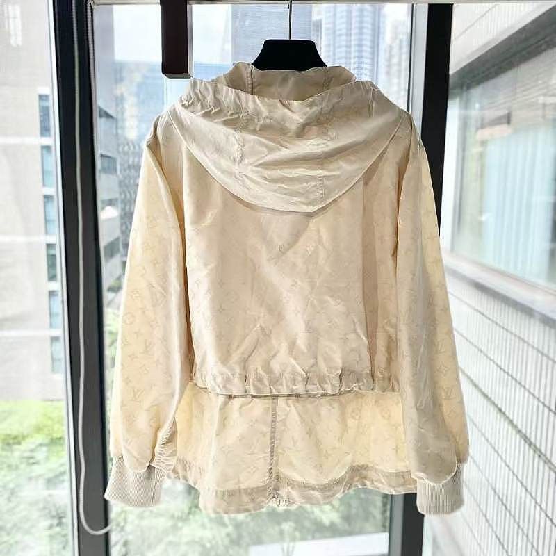 Louis Vuitton Louis Vuitton Monogram Hooded Jacket Size 36 Size XS / US 0-2 / IT 36-38 - 2 Thumbnail