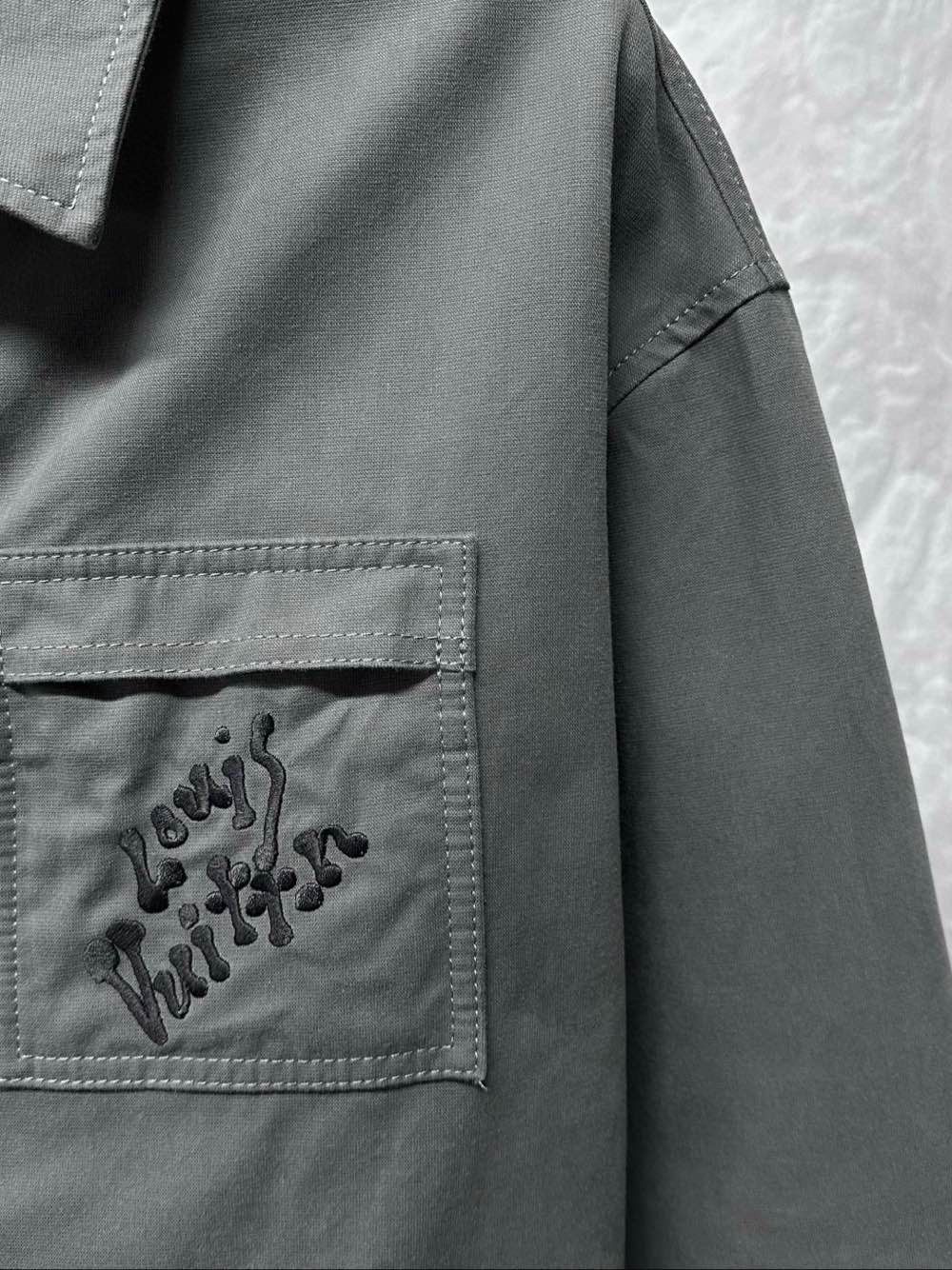 Louis Vuitton Louis Vuitton Multi Tools Embroidery Chore Jacket Size 54 Size US L / EU 52-54 / 3 - 12 Thumbnail