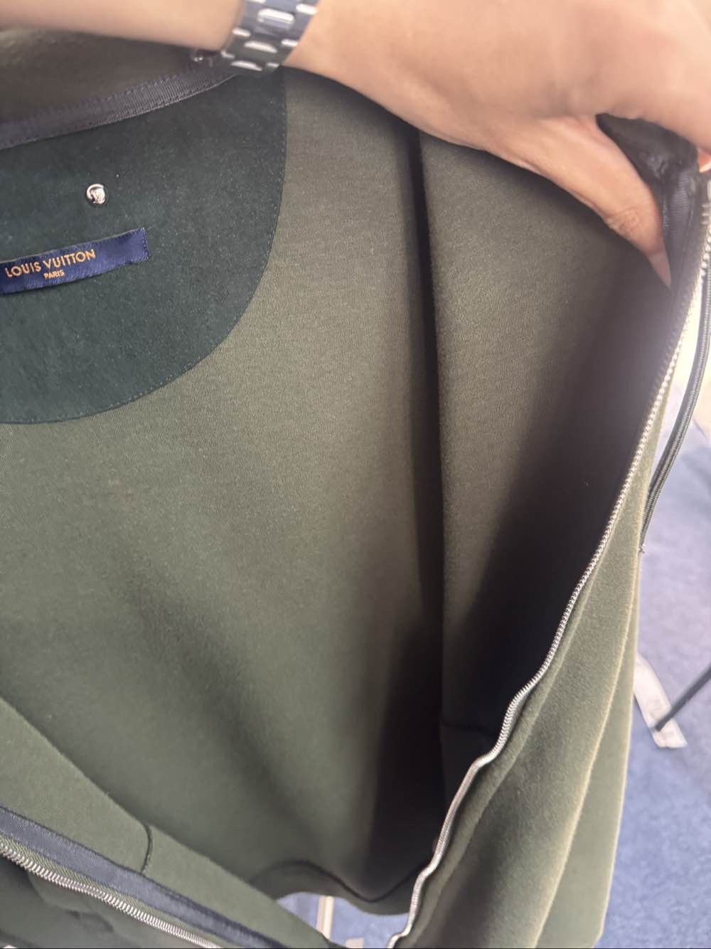 Louis Vuitton Louis Vuitton Green Zip Hoodie Size M Size US M / EU 48-50 / 2 - 5 Thumbnail