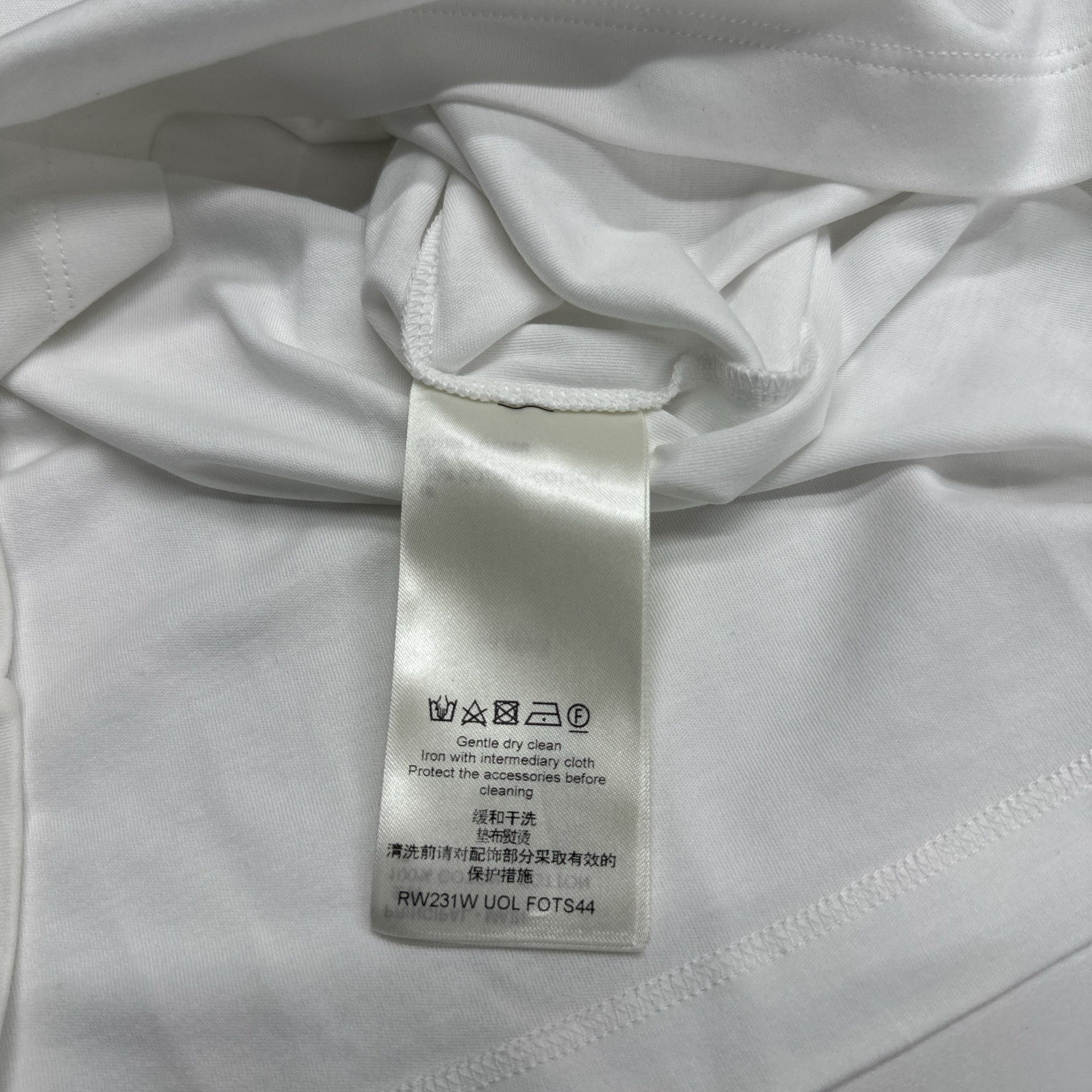 Louis Vuitton Louis Vuitton Chain Detail T-Shirt Size S Size S / US 4 / IT 40 - 4 Thumbnail