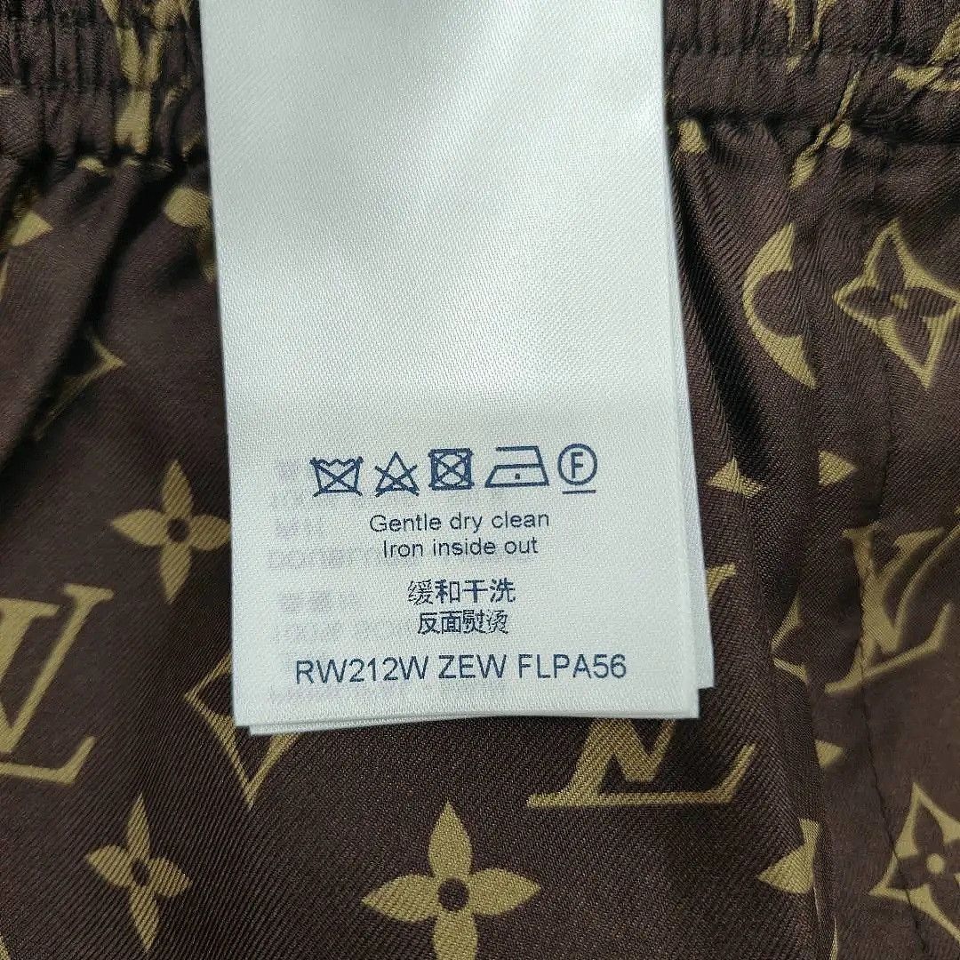 Louis Vuitton Louis Vuitton Monogram Silk Shorts Size 32 Size 24" / US 00 / IT 34 - 5 Thumbnail