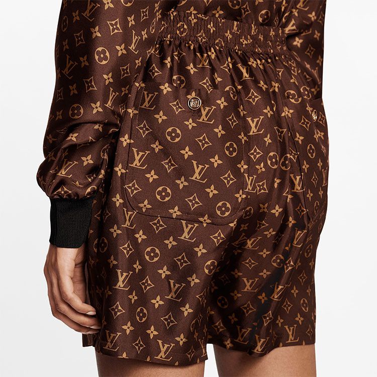 Louis Vuitton Louis Vuitton Monogram Silk Shorts Size 32 Size 24" / US 00 / IT 34 - 10 Thumbnail