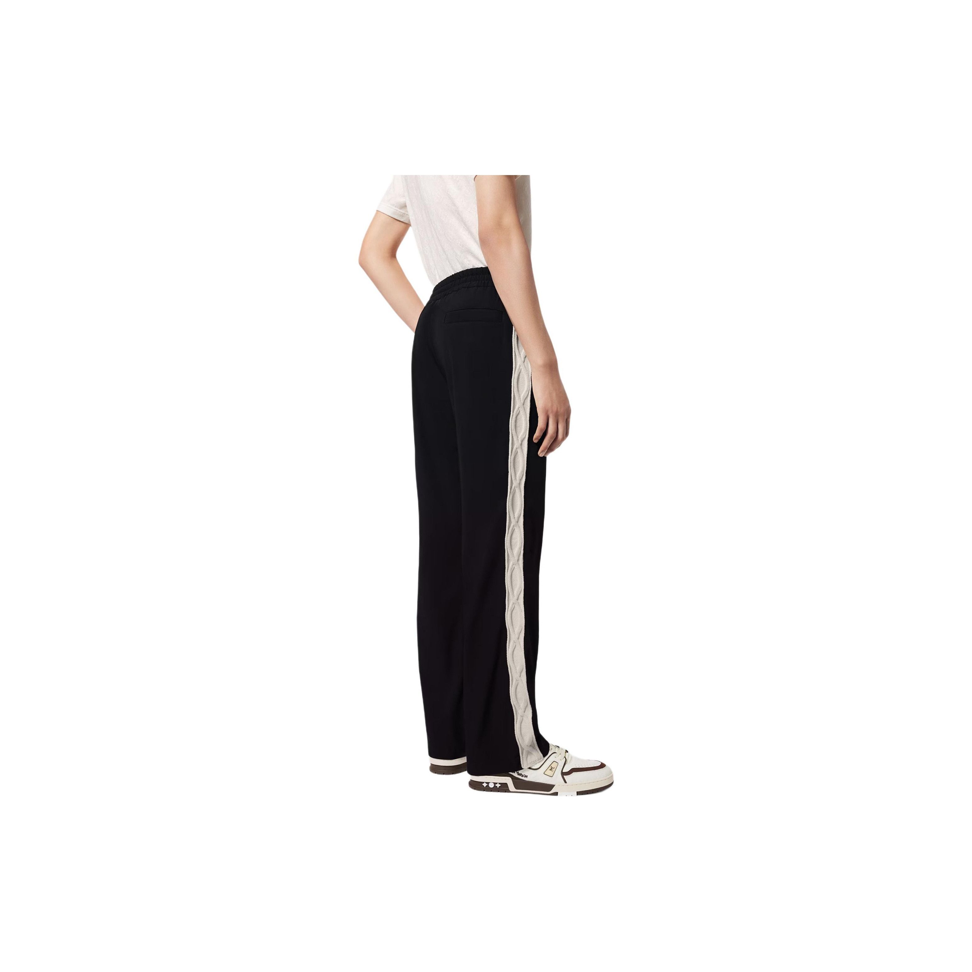 Louis Vuitton Louis Vuitton Flower Logo Joggers Size 48 Size US 32 / EU 48 - 8 Thumbnail
