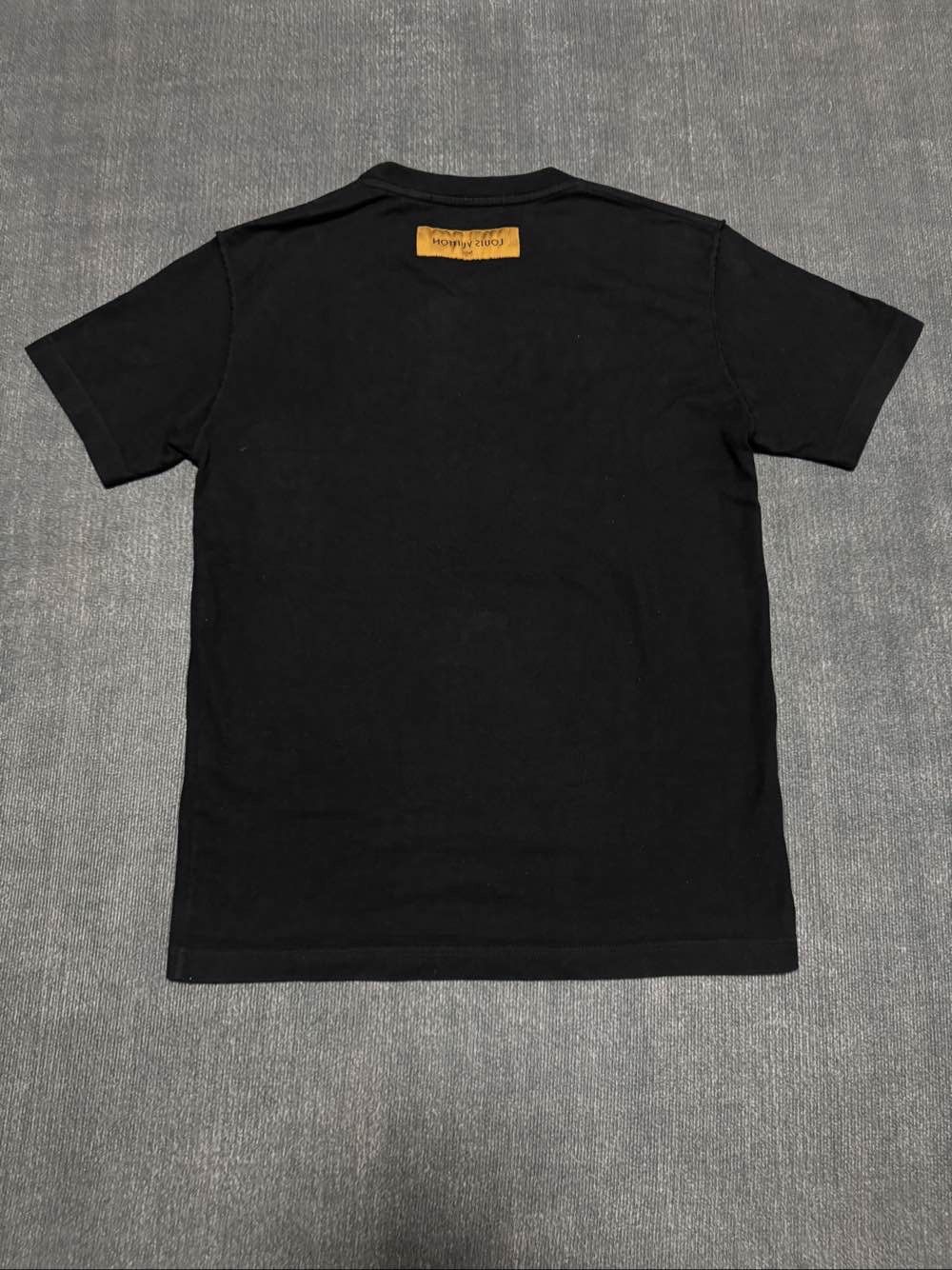 Louis Vuitton Louis Vuitton Graphic Logo T-Shirt Size S Size US S / EU 44-46 / 1 - 2 Thumbnail