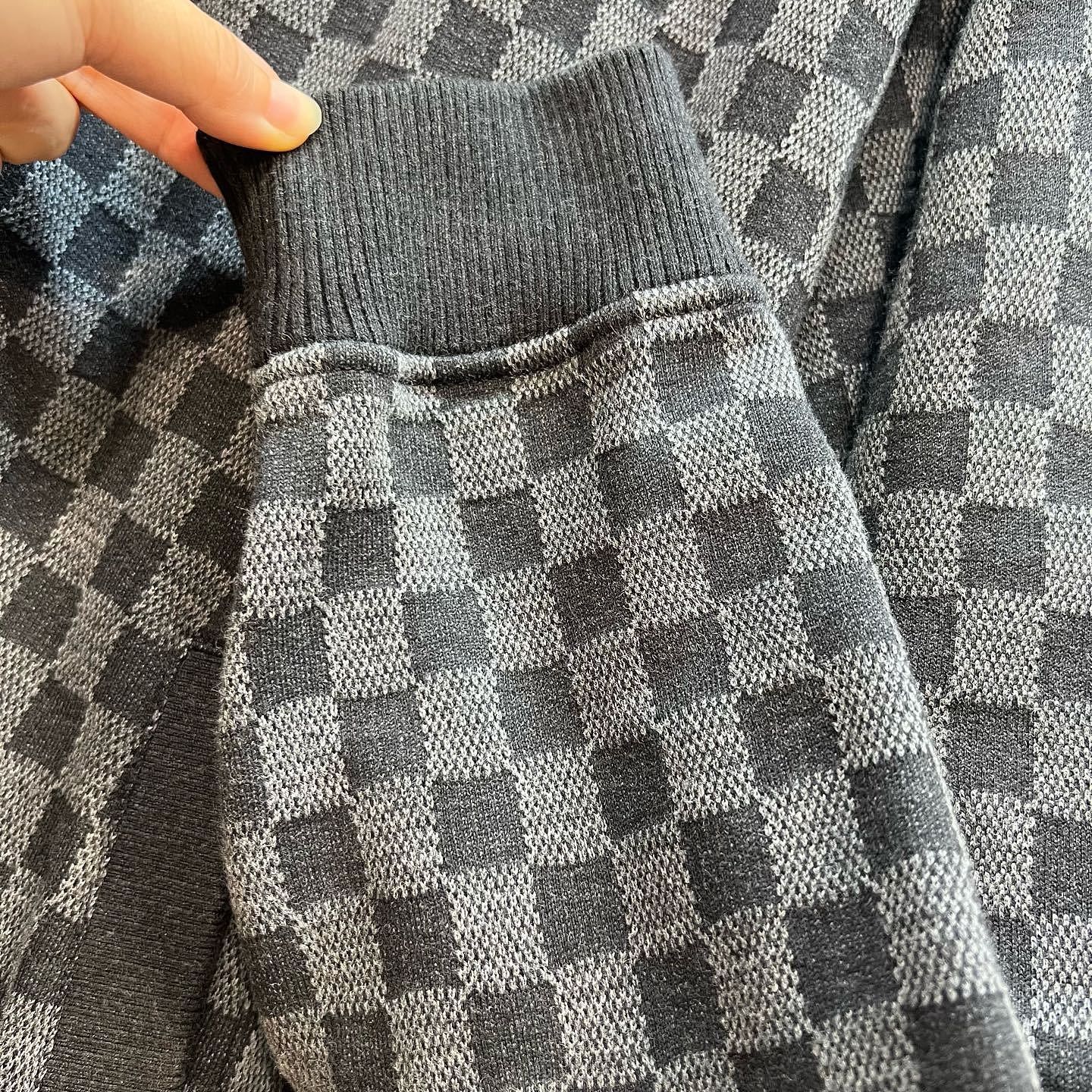 Louis Vuitton Louis Vuitton Damier Bomber Jacket Size M Size US M / EU 48-50 / 2 - 9 Thumbnail