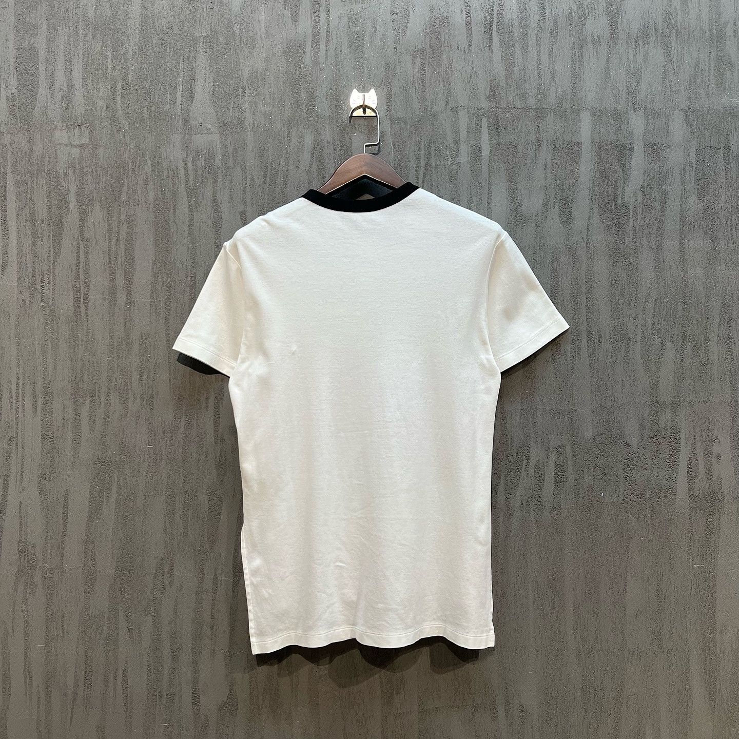 Louis Vuitton Louis Vuitton Playing Card Patch T-Shirt Size S Size S / US 4 / IT 40 - 2 Thumbnail