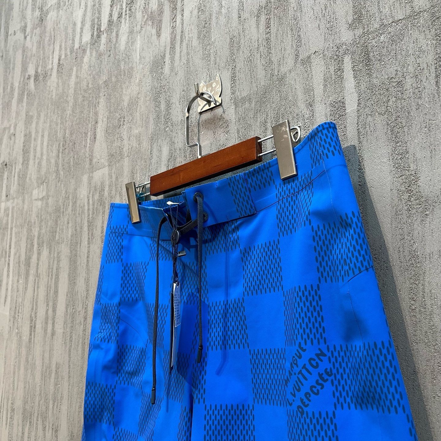 Louis Vuitton Louis Vuitton 37th America's Cup Damier Shorts Size M Size US 34 / EU 50 - 5 Thumbnail