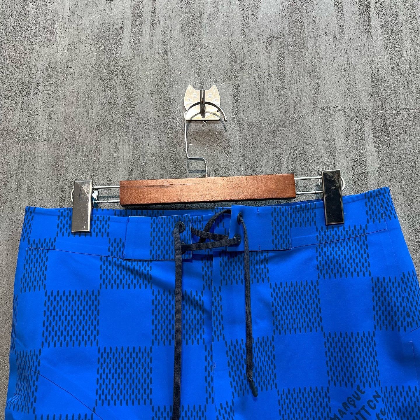 Louis Vuitton Louis Vuitton 37th America's Cup Damier Shorts Size M Size US 34 / EU 50 - 7 Thumbnail