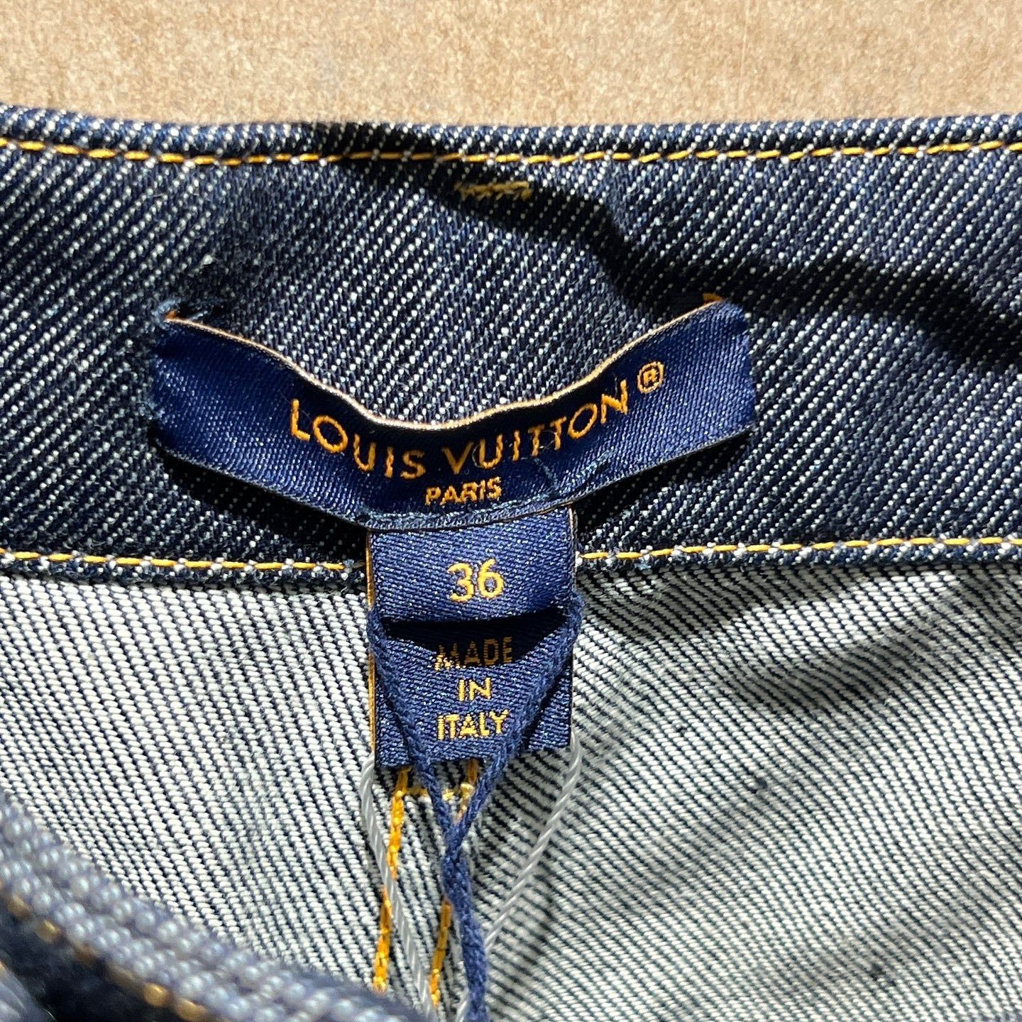 Louis Vuitton Louis Vuitton Monogram Cuff Denim Shorts Size 36 Size 26" / US 2 / IT 38 - 3 Thumbnail
