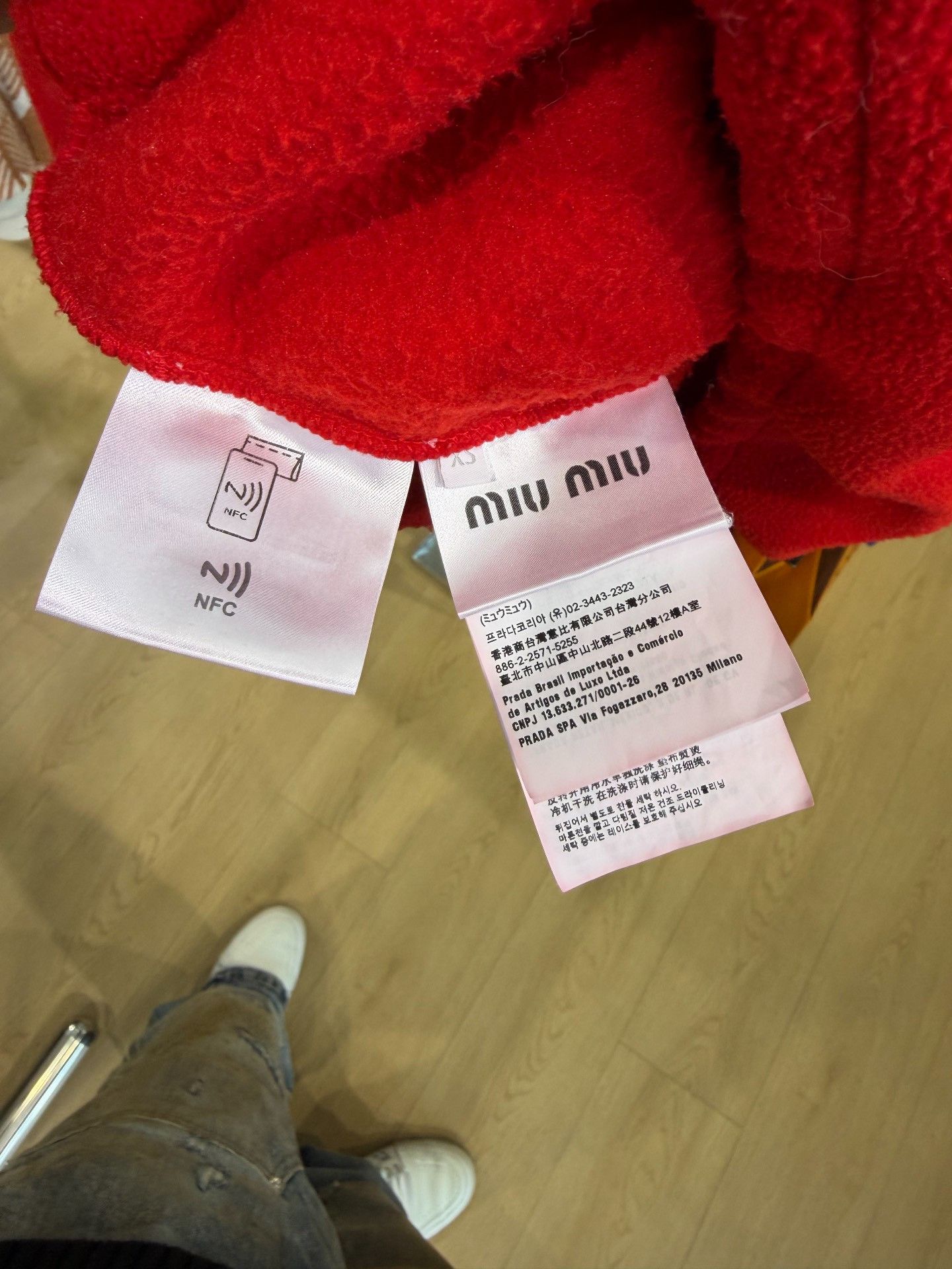 Miu Miu Miu Miu New Year Limited Red Fleece Jacket Size XS / US 0-2 / IT 36-38 - 5 Thumbnail