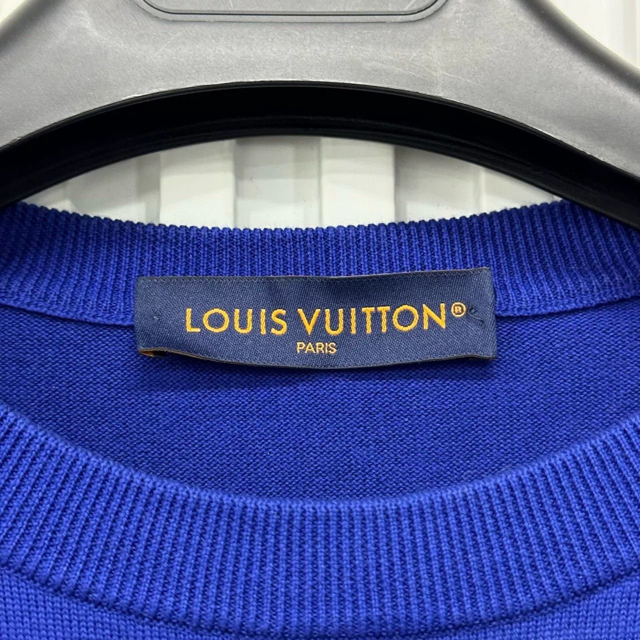 Louis Vuitton Louis Vuitton Graffiti Logo Knit Tee Size US L / EU 52-54 / 3 - 4 Thumbnail