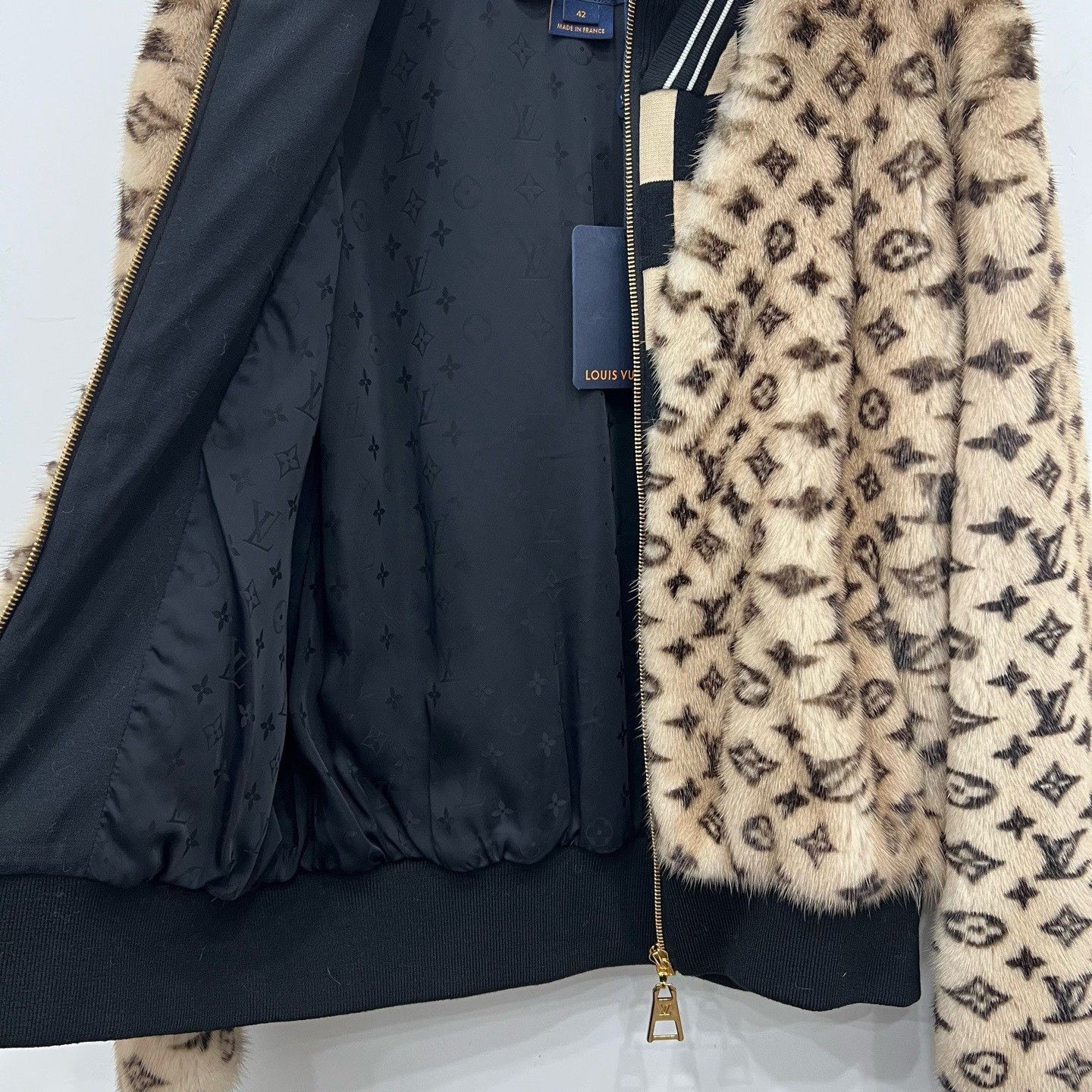 Louis Vuitton Louis Vuitton Mink Fur Coat Size US XS / EU 42 / 0 - 5 Thumbnail