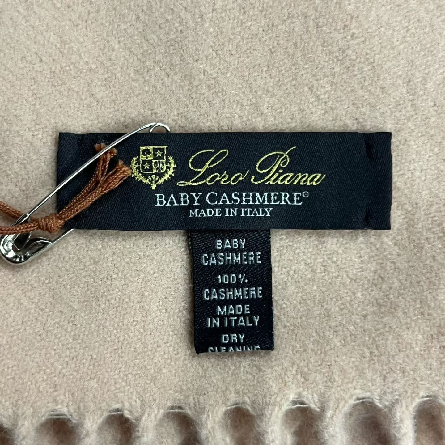 Loro Piana Loro Piana Latest Brown Wool Scarf Size ONE SIZE - 3 Thumbnail