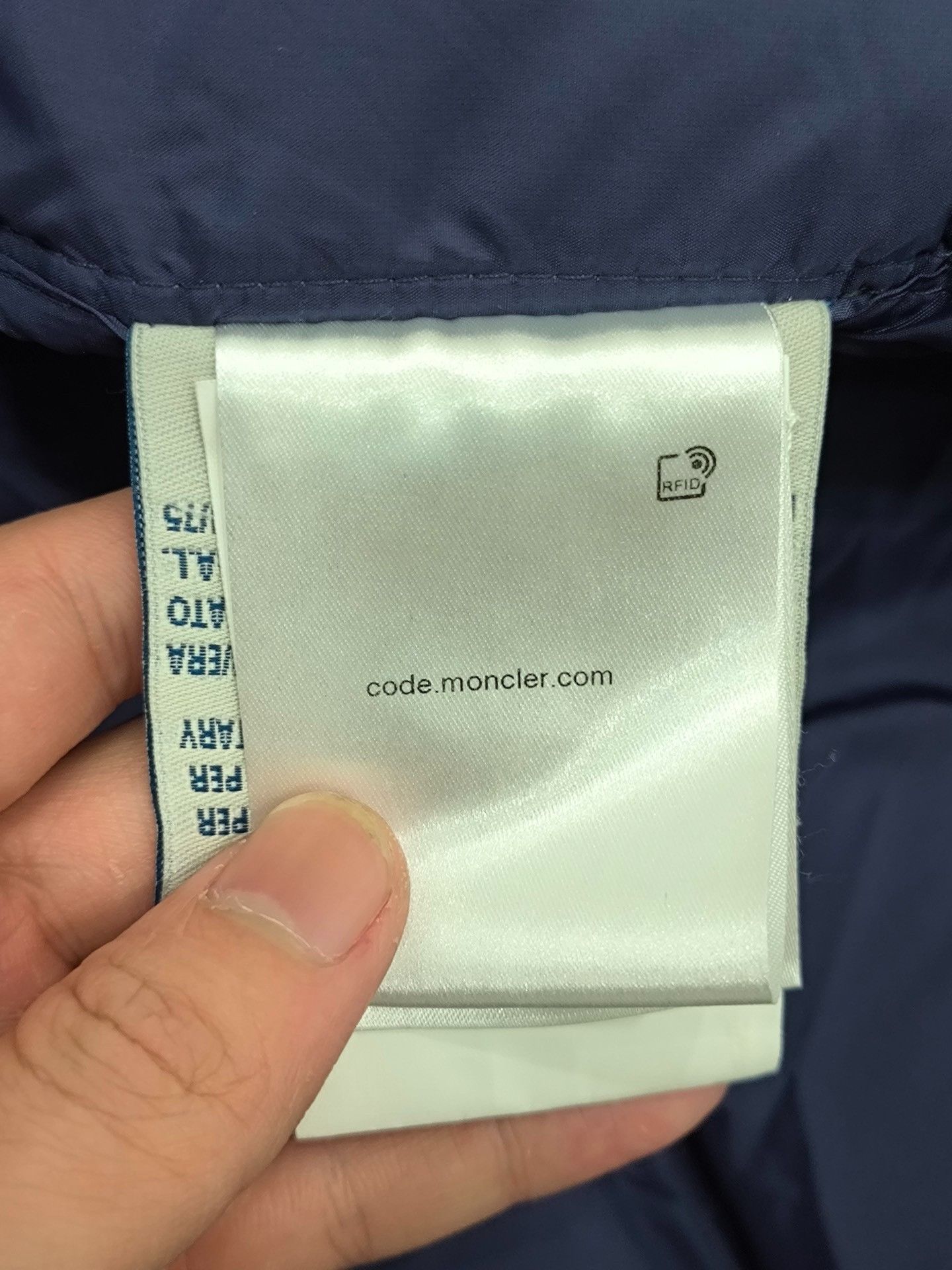 Moncler Moncler Detachable Sleeve Down Jacket Size US S / EU 44-46 / 1 - 6 Thumbnail