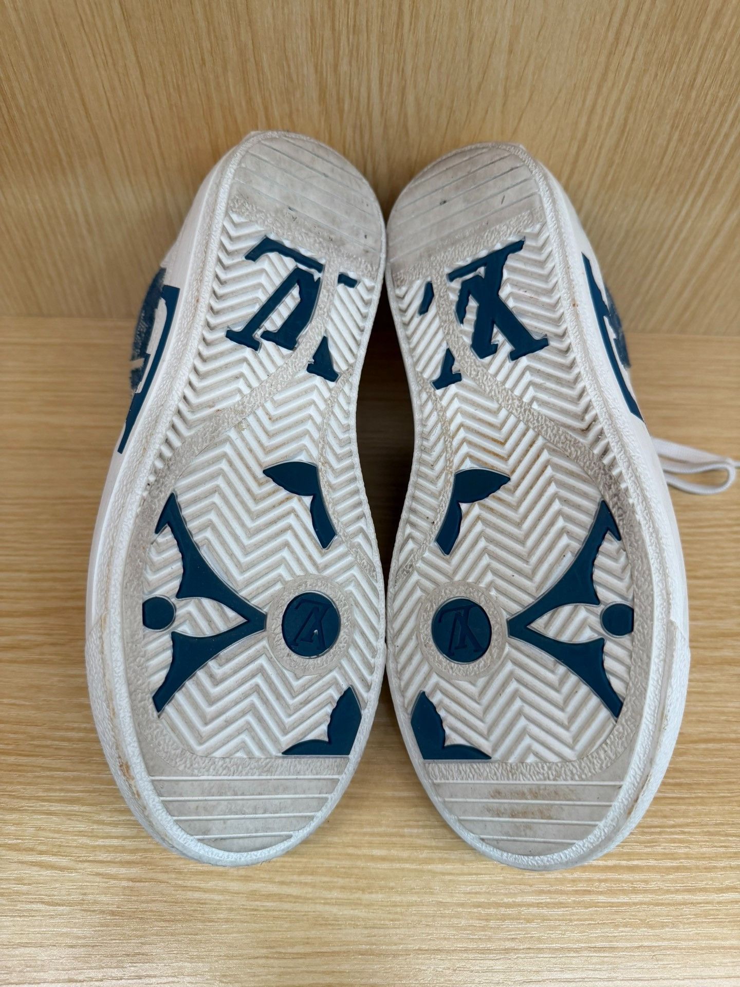 Louis Vuitton Louis Vuitton Charlie Low-top Sneakers Size US 4.5 / IT 34.5 - 7 Thumbnail