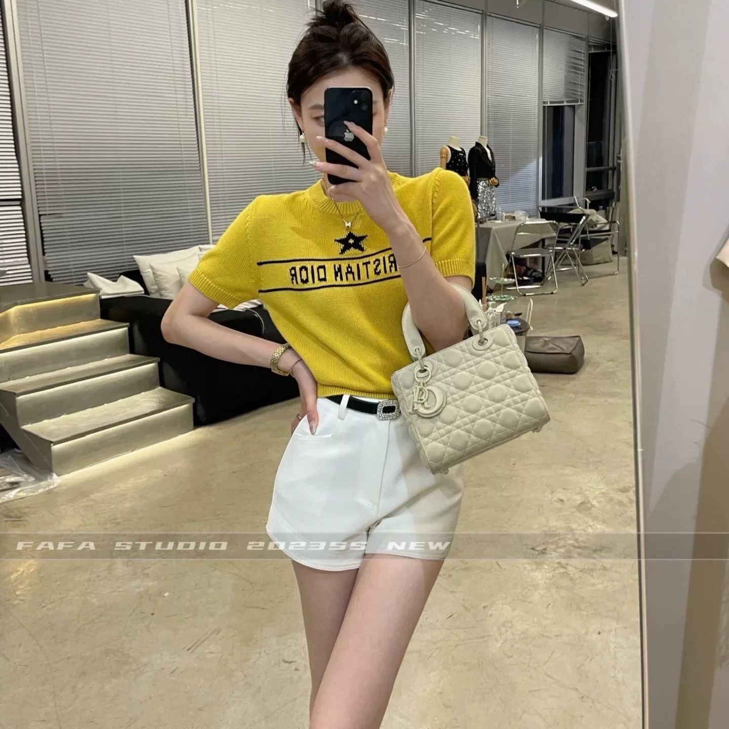 Dior Dior Lucky Star Logo Knit Short-Sleeve Size XXS / US 00 / IT 34 - 8 Thumbnail