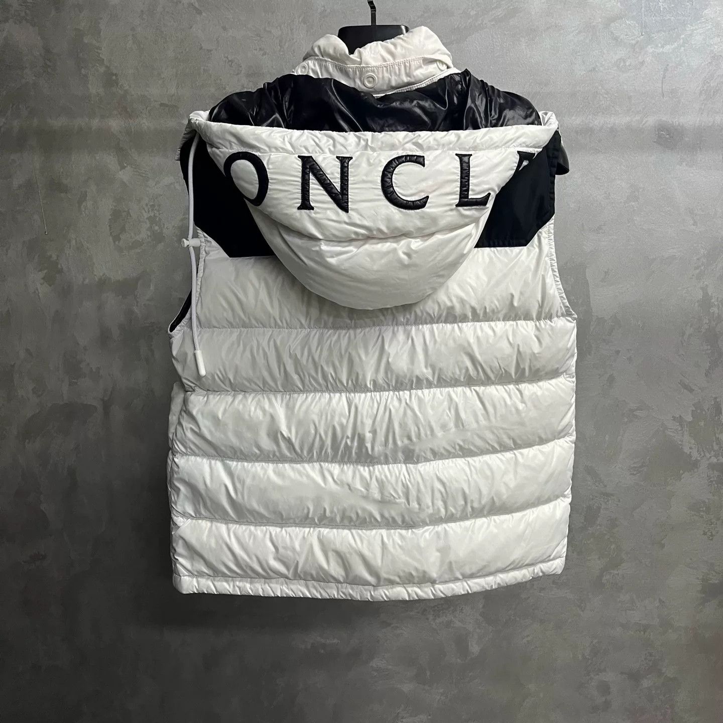 Moncler Moncler Hooded Spliced Vest Size M / US 6-8 / IT 42-44 - 6 Thumbnail