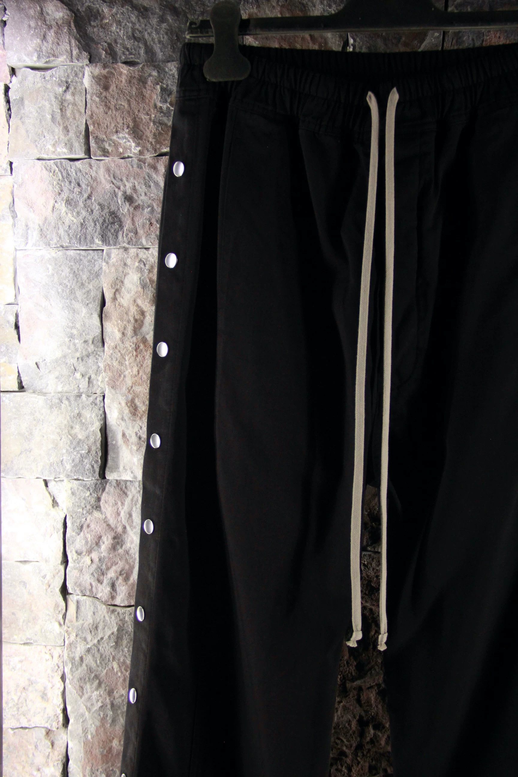 Rick Owens Rick Owens Black Casual Pants Men 32 Size US 32 / EU 48 - 3 Thumbnail