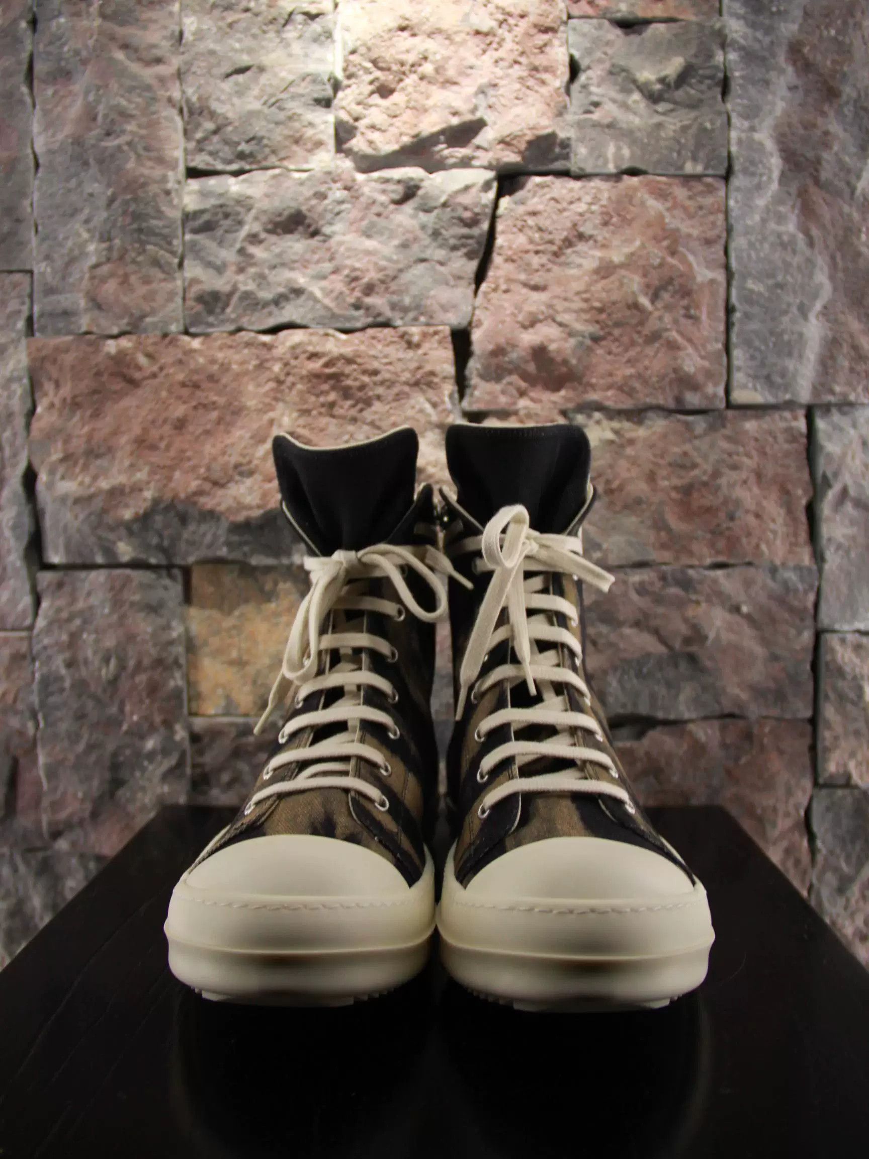 Rick Owens Rick Owens White Hitop Sneakers Men 9 Size US 9 / EU 42 - 4 Thumbnail