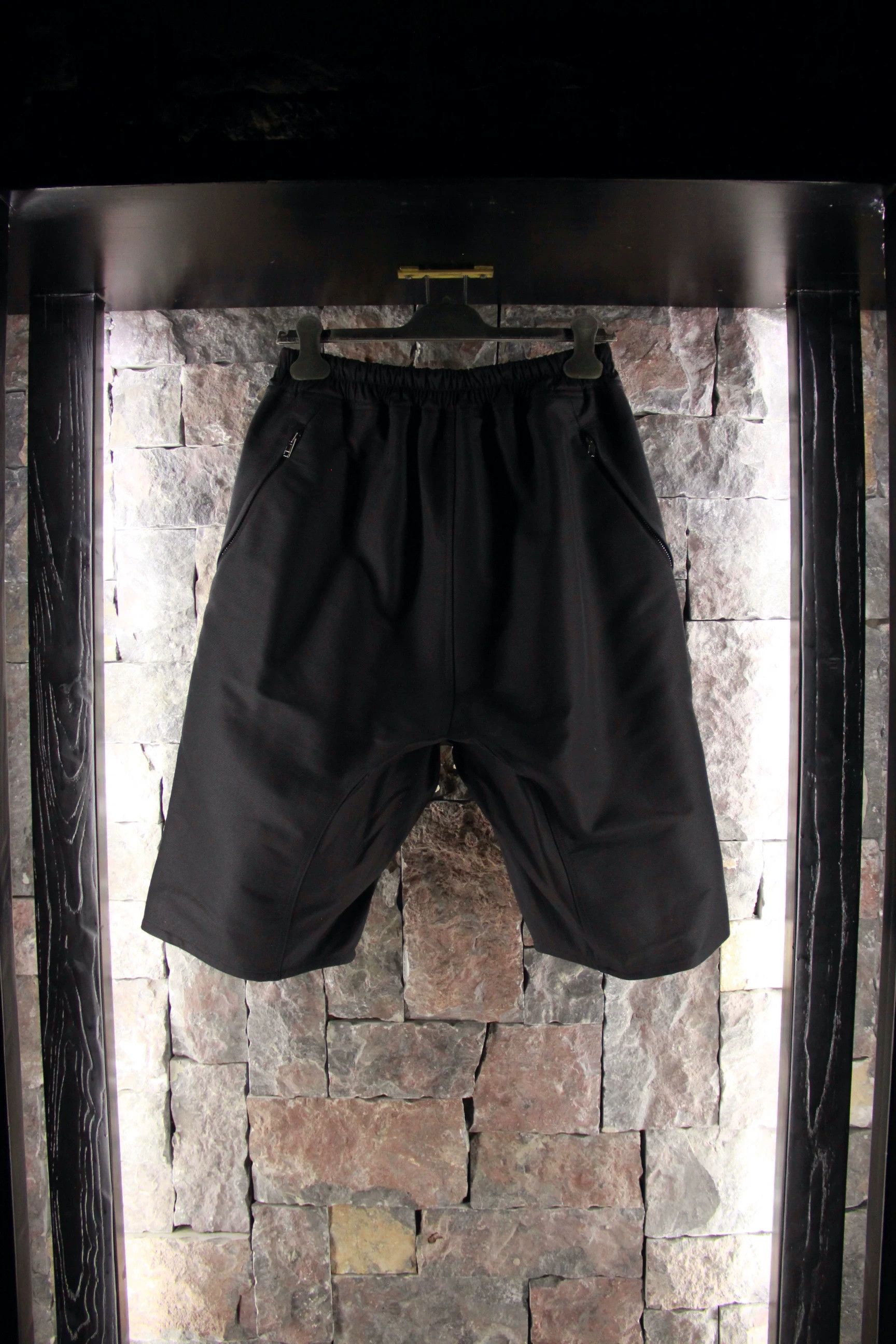 Rick Owens Rick Owens Black Shorts Men 32 Size US 32 / EU 48 - 2 Thumbnail