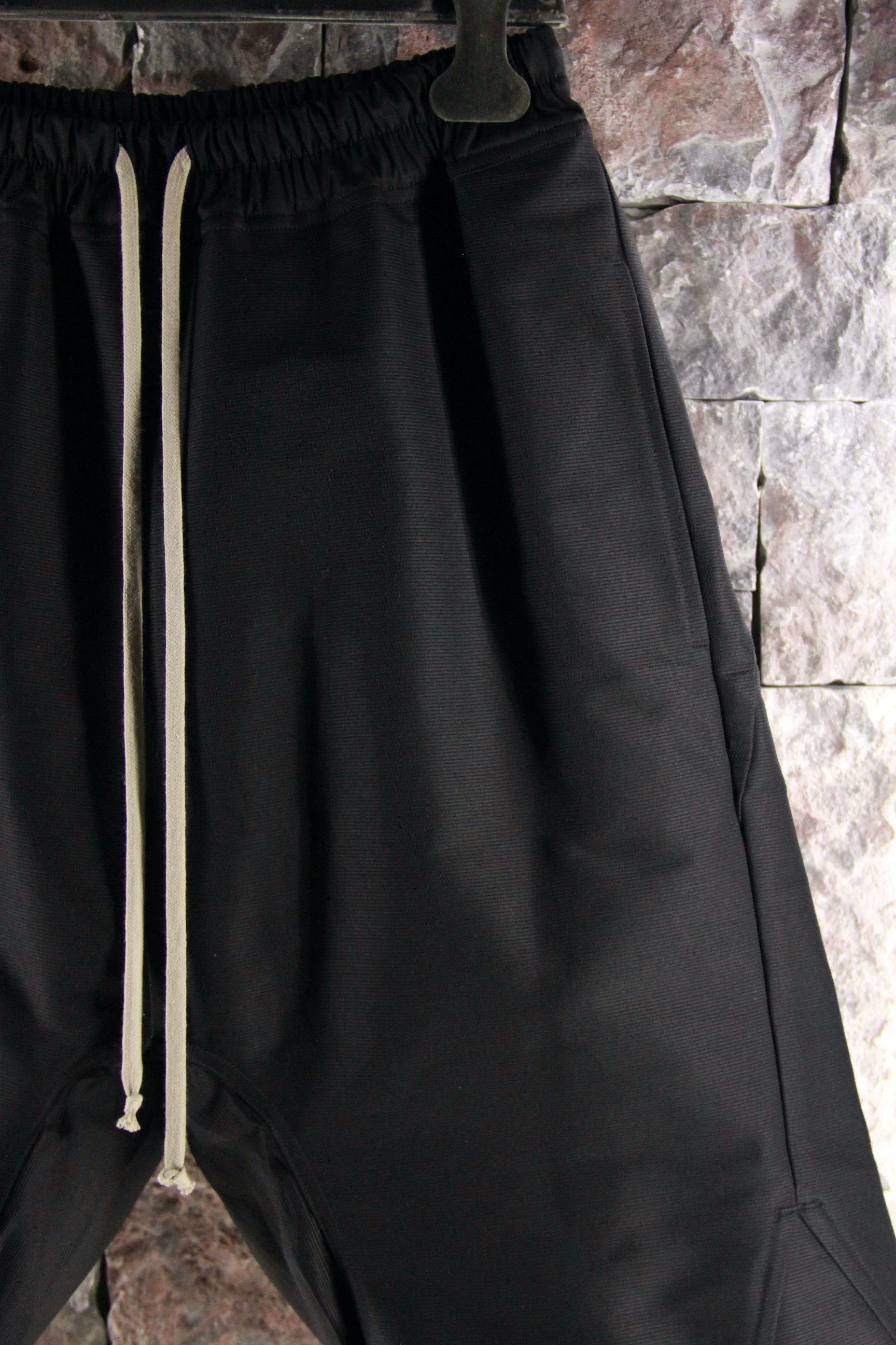Rick Owens Rick Owens Black Shorts Men 36 Size US 36 / EU 52 - 3 Thumbnail