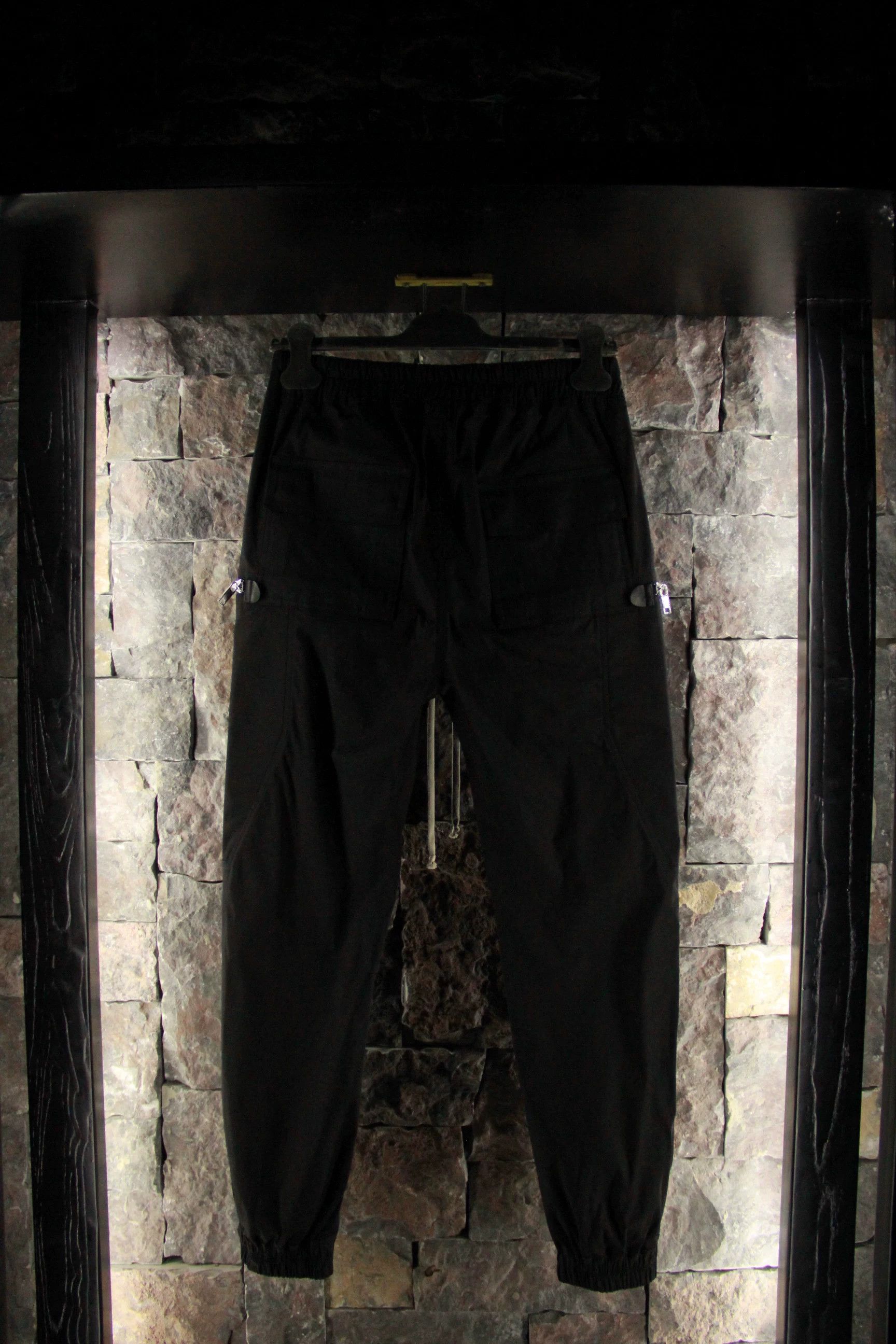Rick Owens Rick Owens Black Casual Pants Men 34 Size US 34 / EU 50 - 2 Thumbnail