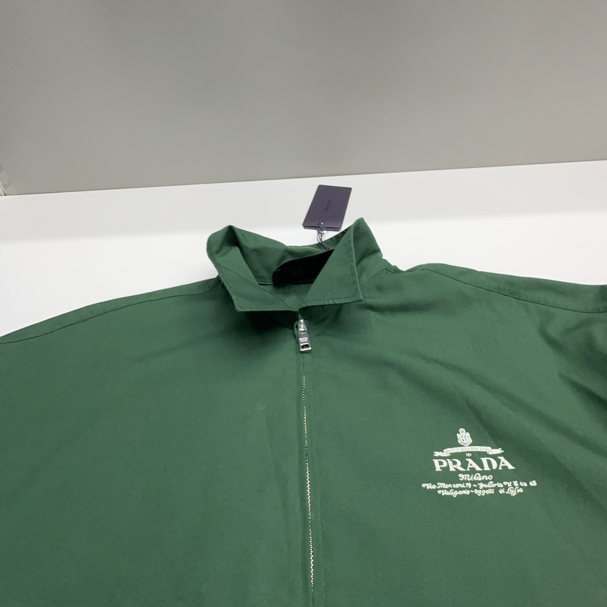 Prada Prada Logo Zip-Up Short Sleeve Shirt Size S Size US S / EU 44-46 / 1 - 9 Thumbnail