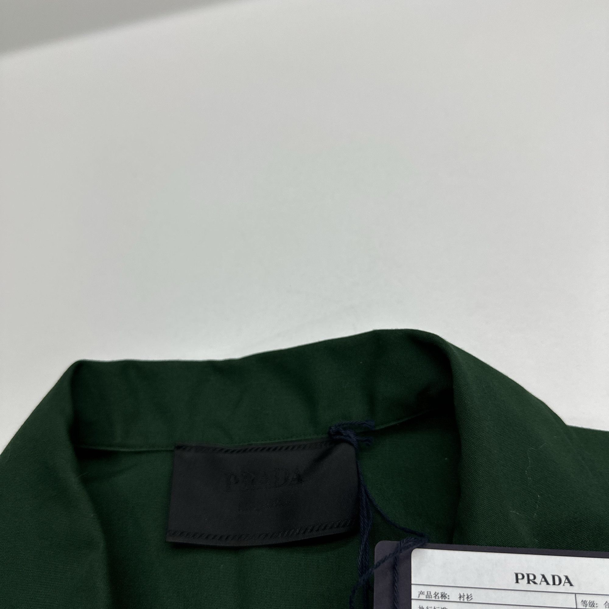 Prada Prada Logo Zip-Up Short Sleeve Shirt Size S Size US S / EU 44-46 / 1 - 3 Thumbnail