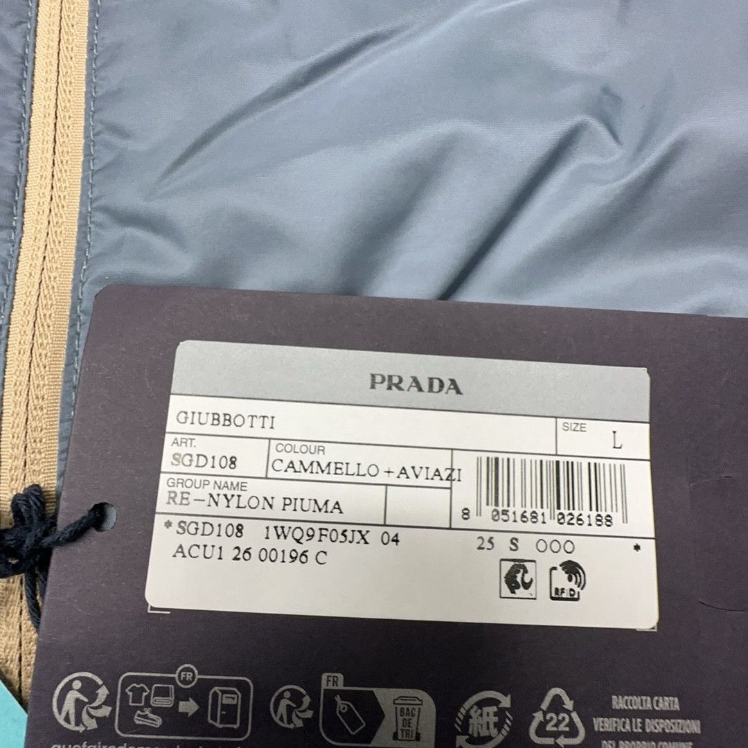 Prada Prada Re-Nylon Reversible Hooded Jacket Size L Size US L / EU 52-54 / 3 - 5 Thumbnail
