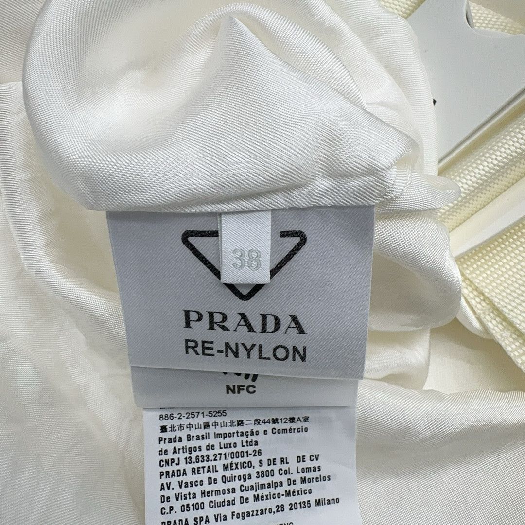 Prada Prada Re-Nylon Tank Top Size 38 Size XS / US 0-2 / IT 36-38 - 4 Thumbnail