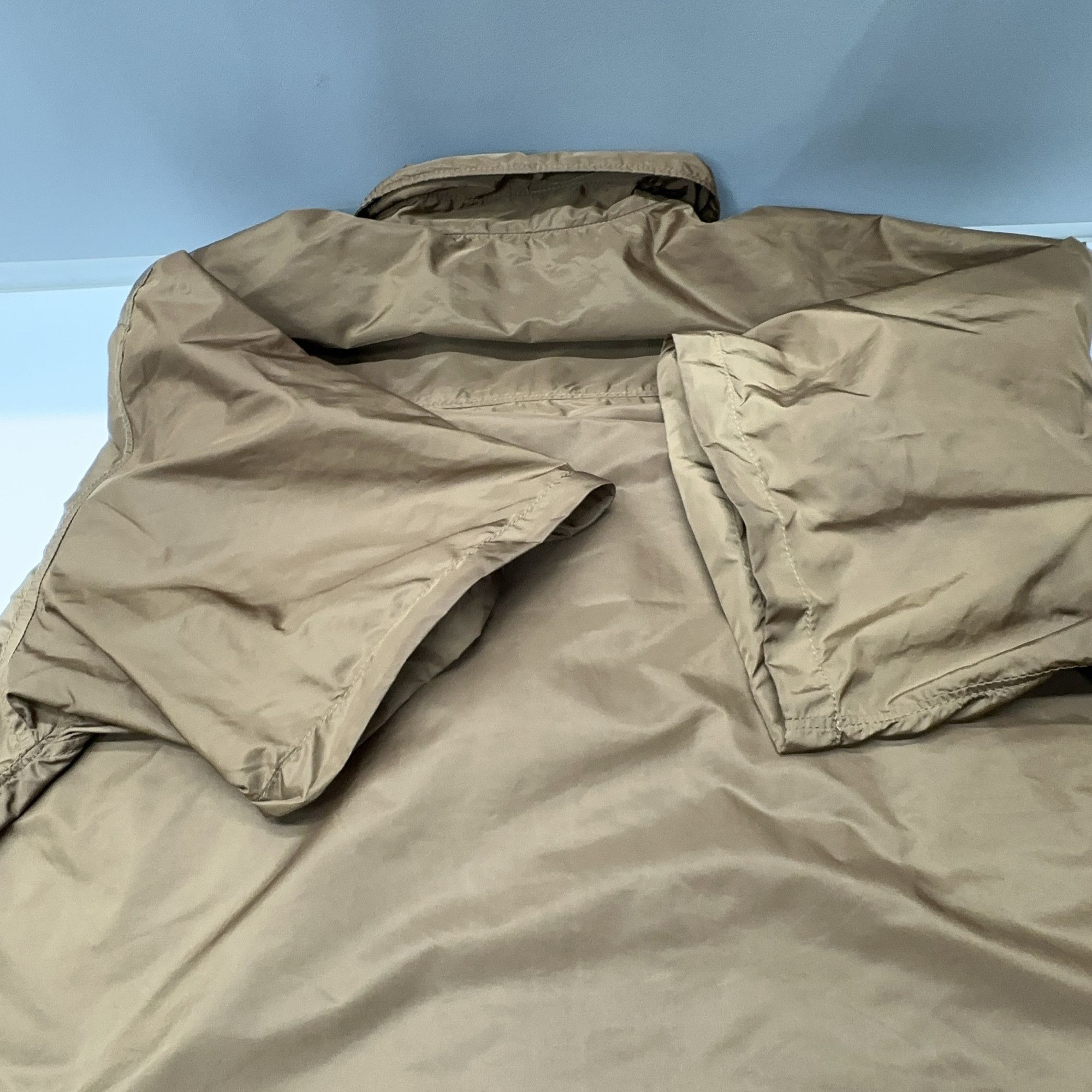 Prada Prada Re-Nylon Zip Short Sleeve Shirt Brown Size M Size US M / EU 48-50 / 2 - 9 Thumbnail